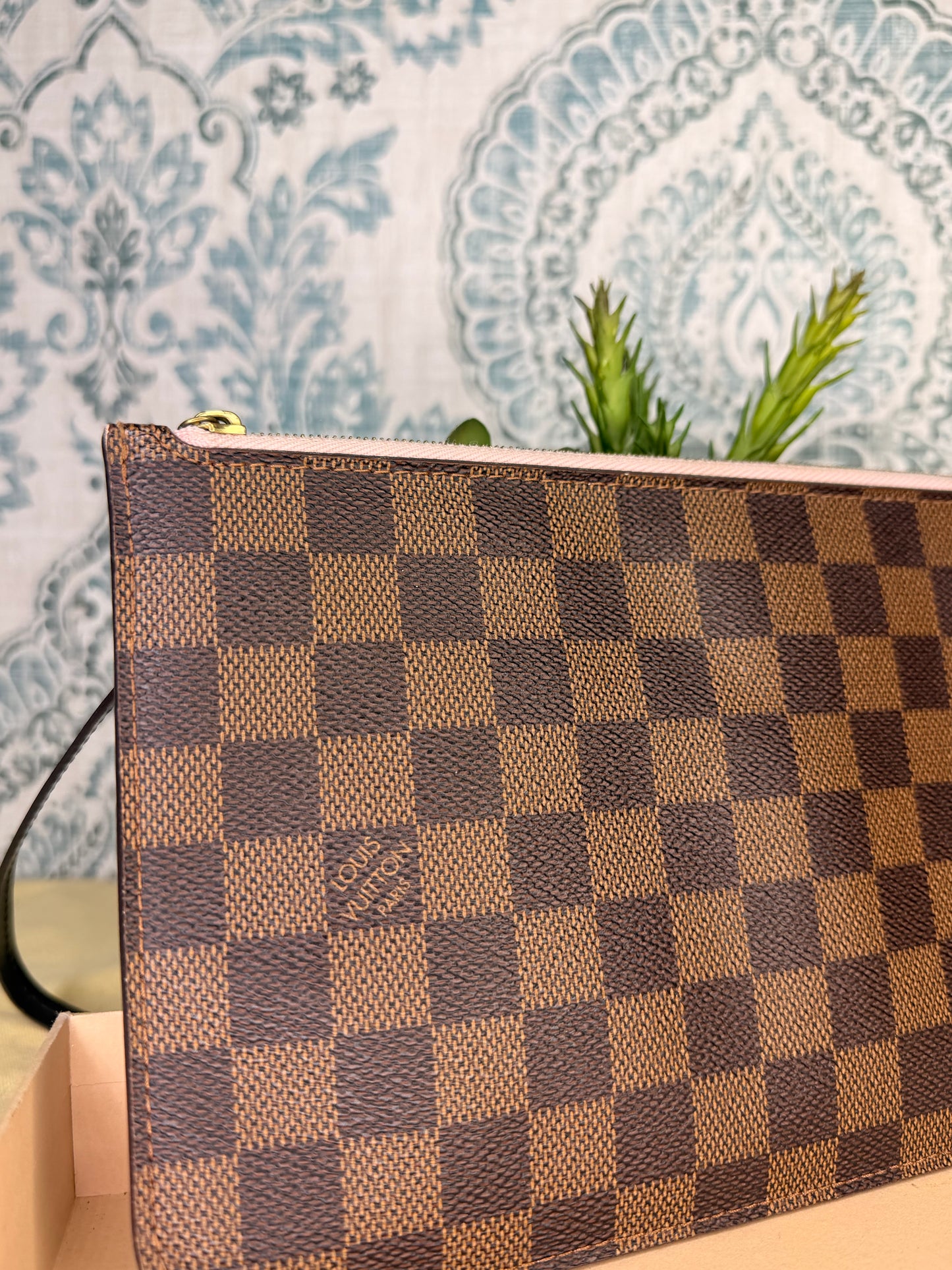 Louis Vuitton Damier Ebene Neverfull MM Pochette Rose Ballerine