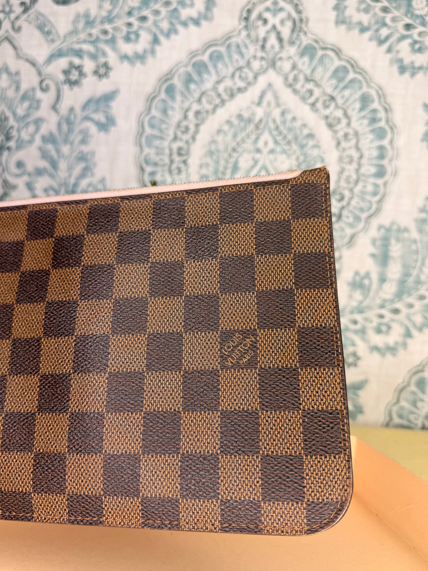 Louis Vuitton Damier Ebene Neverfull MM Pochette Rose Ballerine