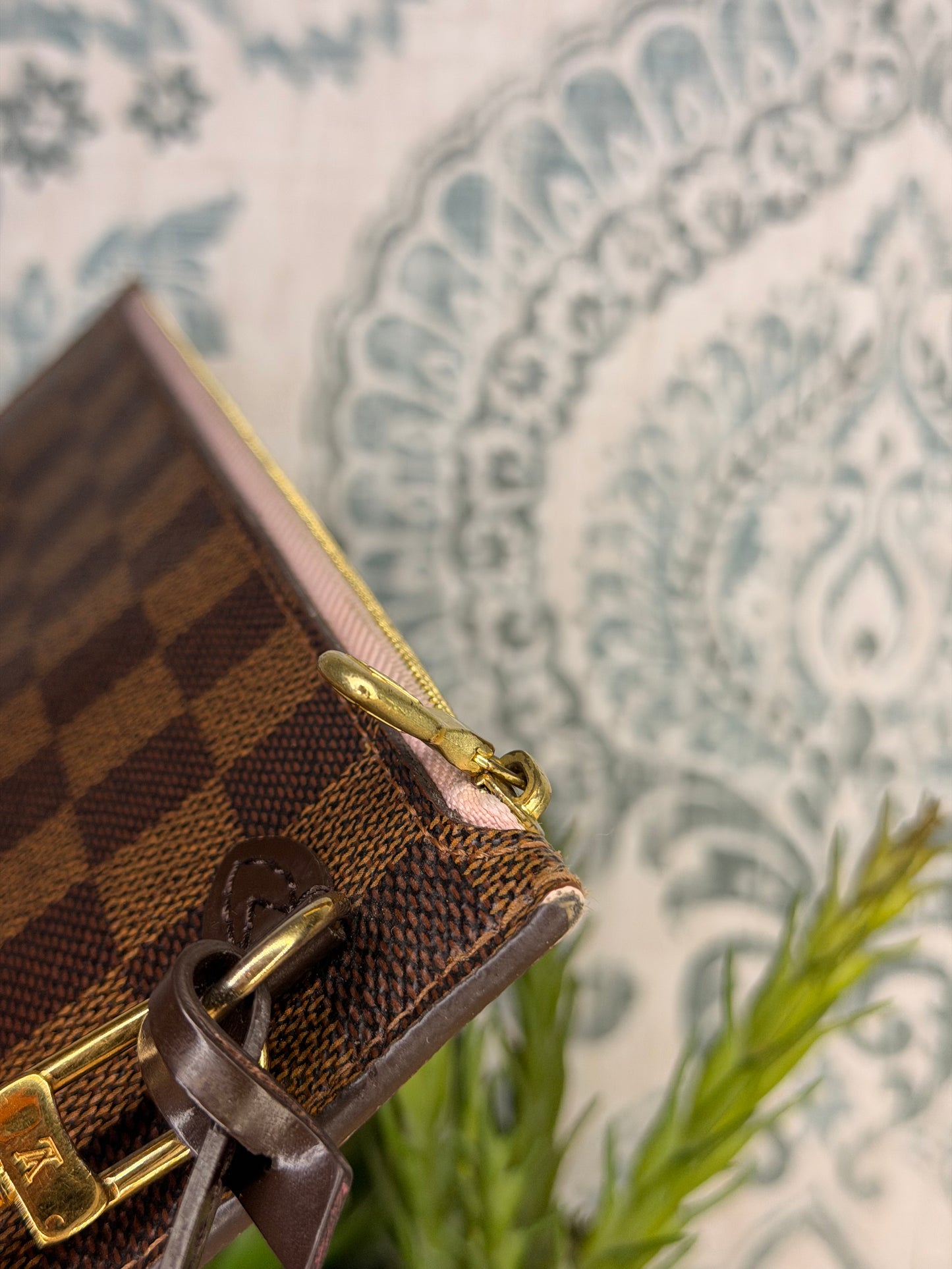 Louis Vuitton Damier Ebene Neverfull MM Pochette Rose Ballerine