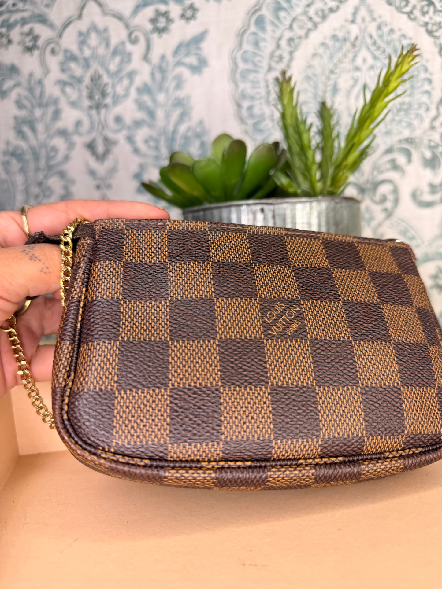 Louis Vuitton Damier Ebene Mini Pochette