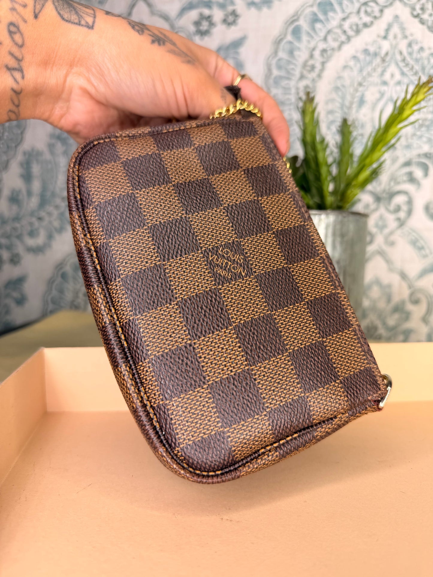 Louis Vuitton Damier Ebene Mini Pochette