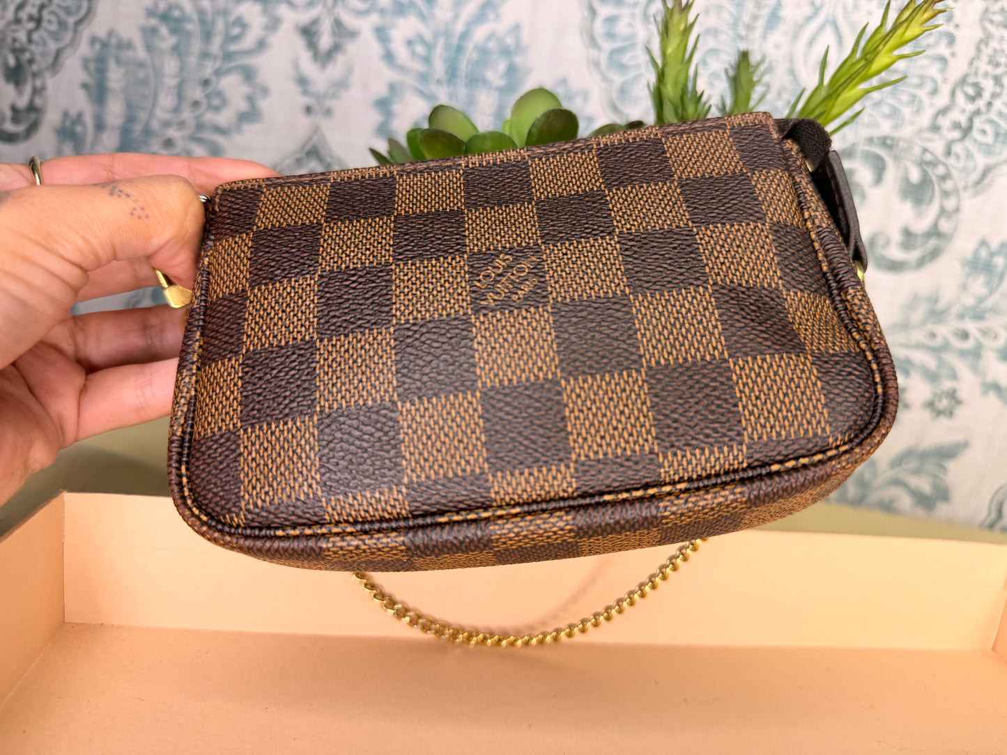 Louis Vuitton Damier Ebene Mini Pochette