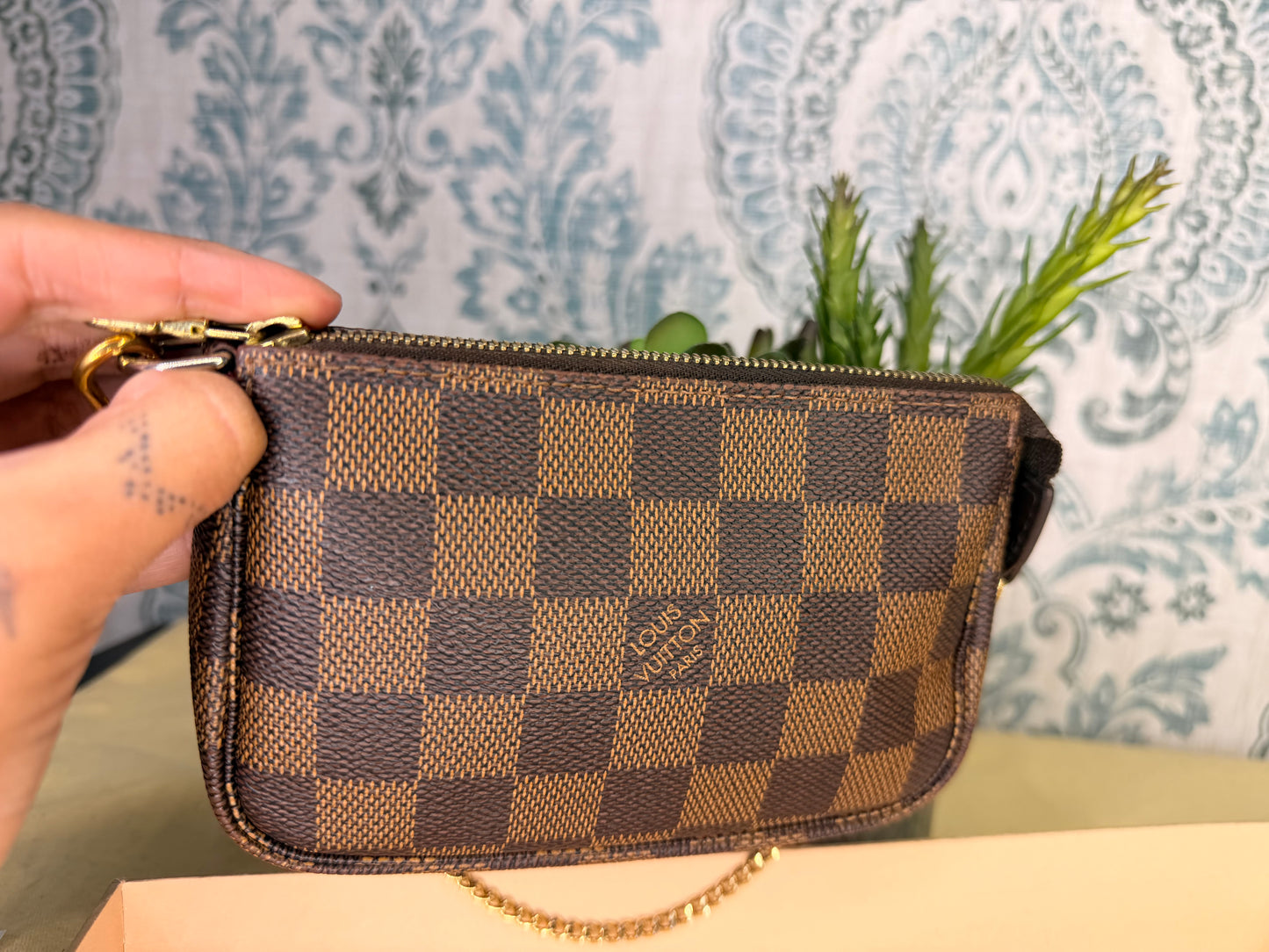 Louis Vuitton Damier Ebene Mini Pochette
