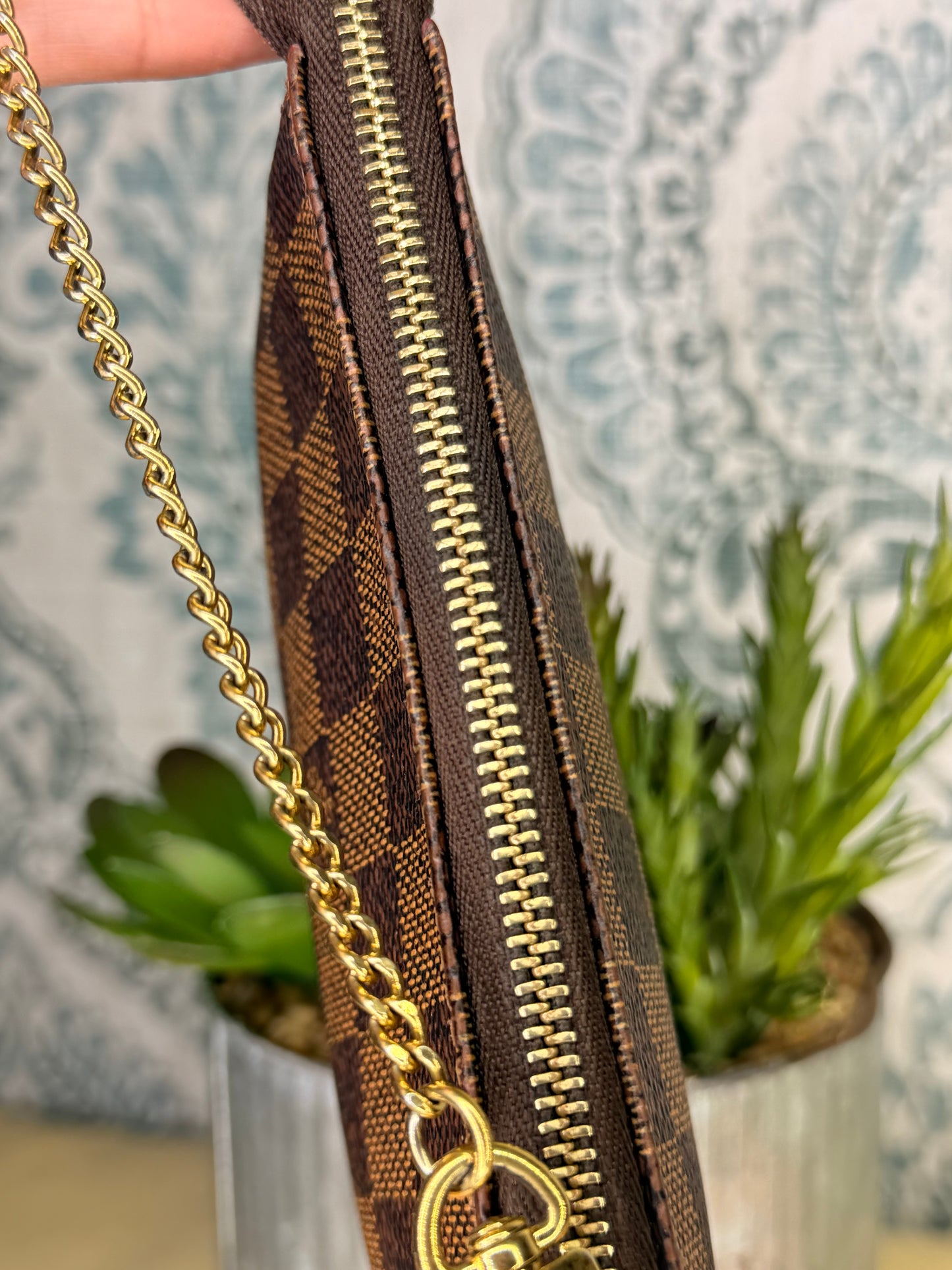 Louis Vuitton Damier Ebene Mini Pochette