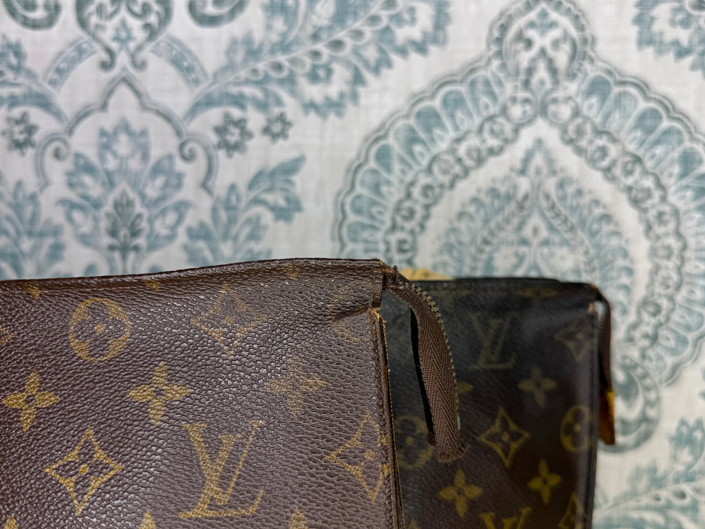Louis Vuitton Monogram Toiletry 26 Project Set
