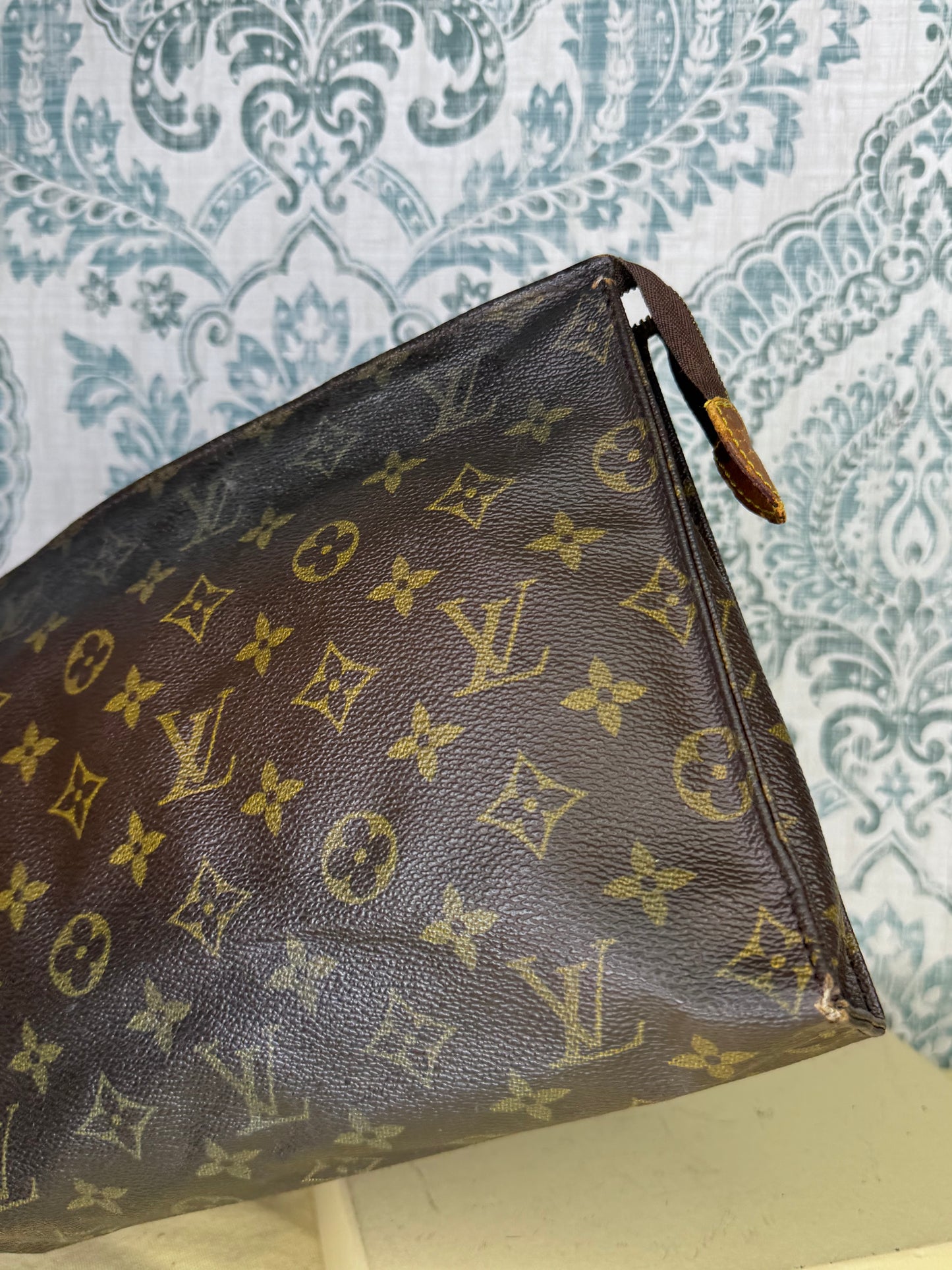 Louis Vuitton Monogram Toiletry 26 Project Set