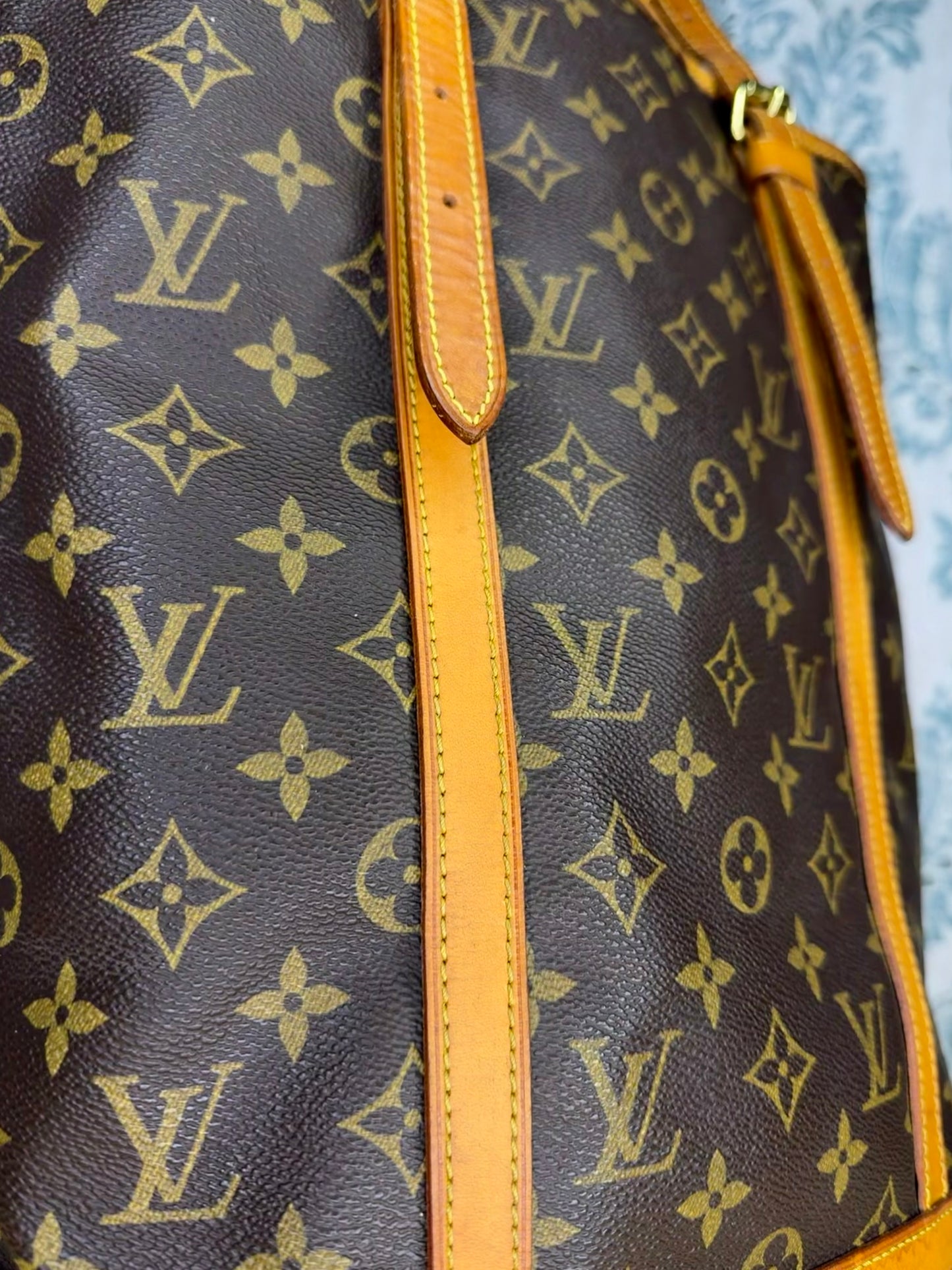 Louis Vuitton Bucket GM #1A
