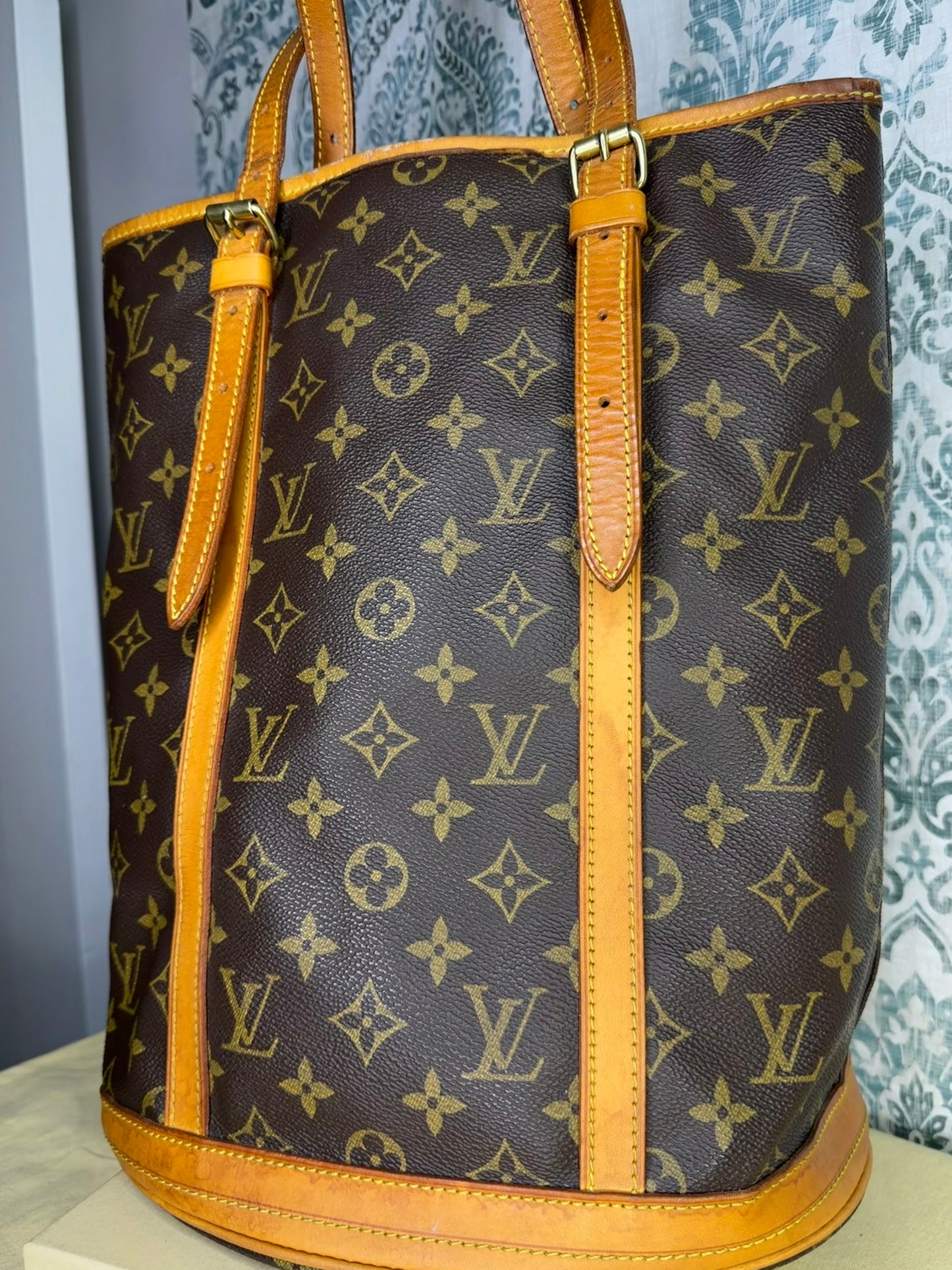 Louis Vuitton Bucket GM #1A