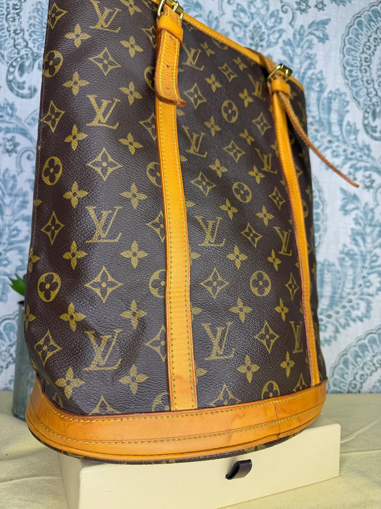 Louis Vuitton Bucket GM #1A