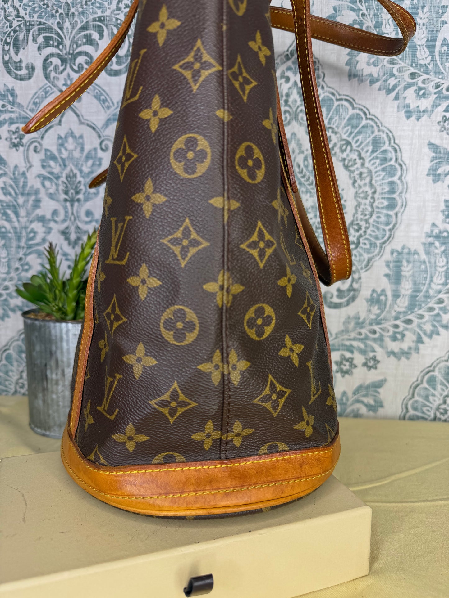 Louis Vuitton Bucket GM #1A