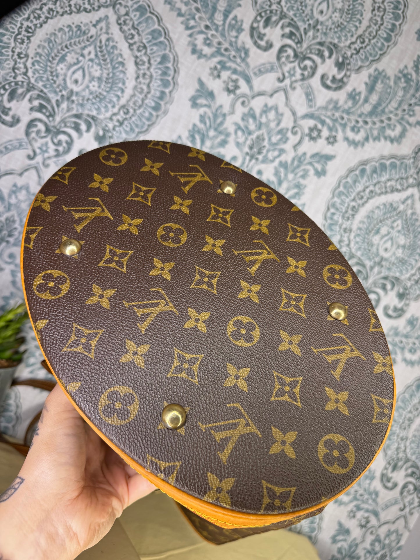 Louis Vuitton Bucket GM #1A