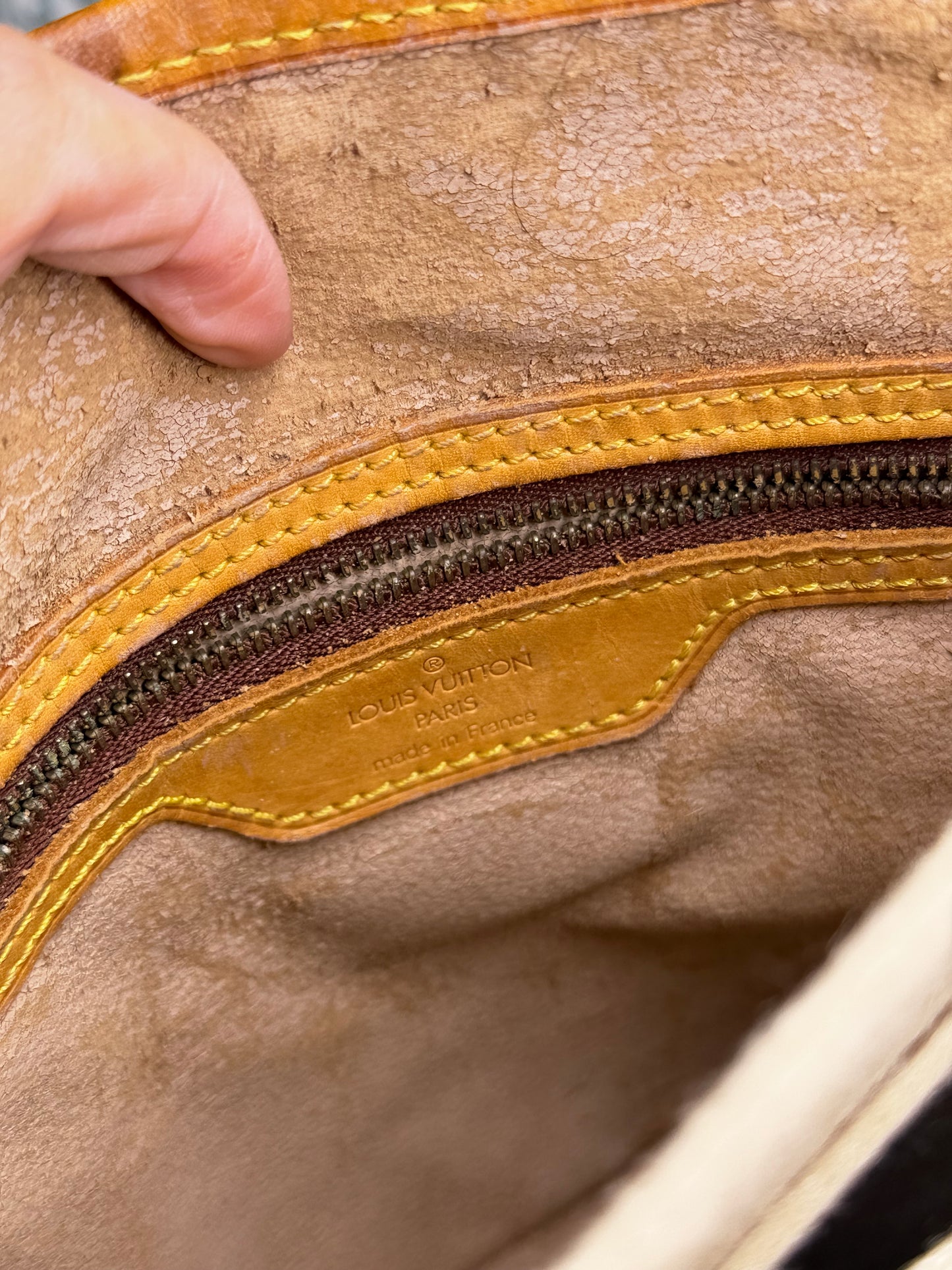 Louis Vuitton Bucket GM #1A