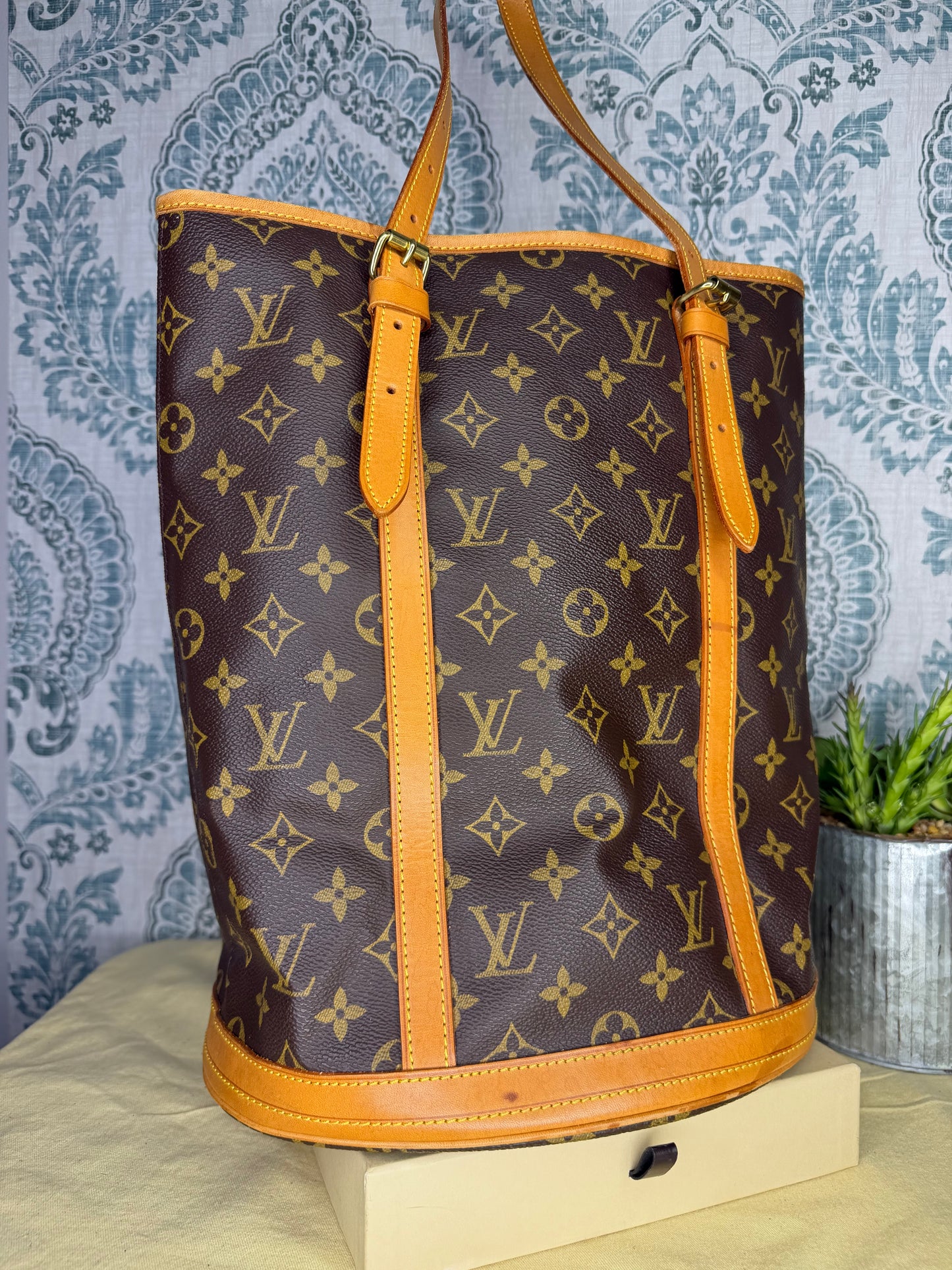 Louis Vuitton Bucket GM #2