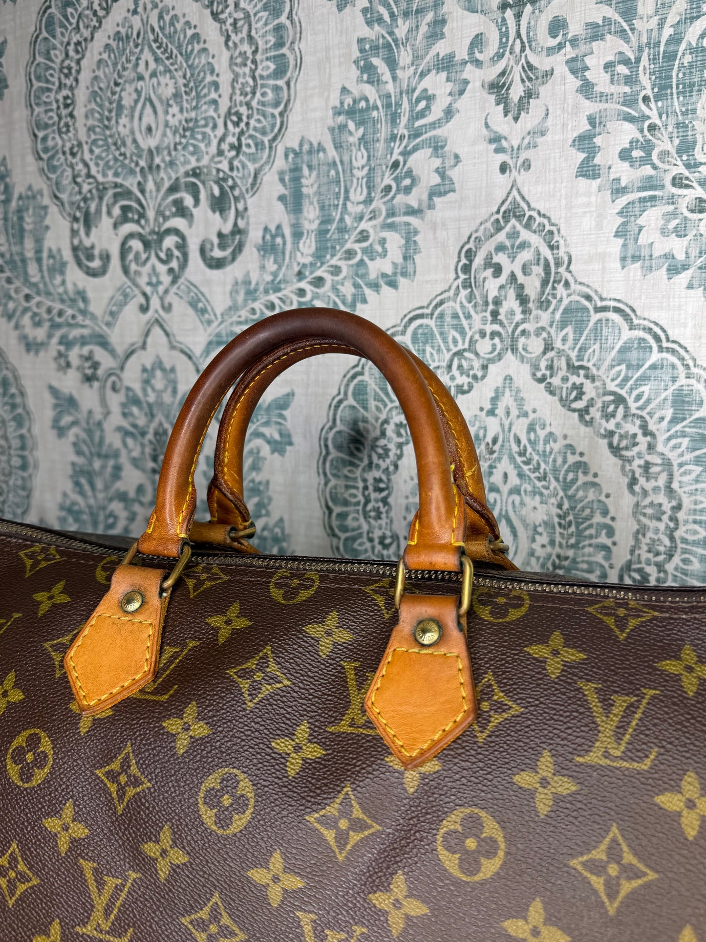 Louis Vuitton Speedy 35