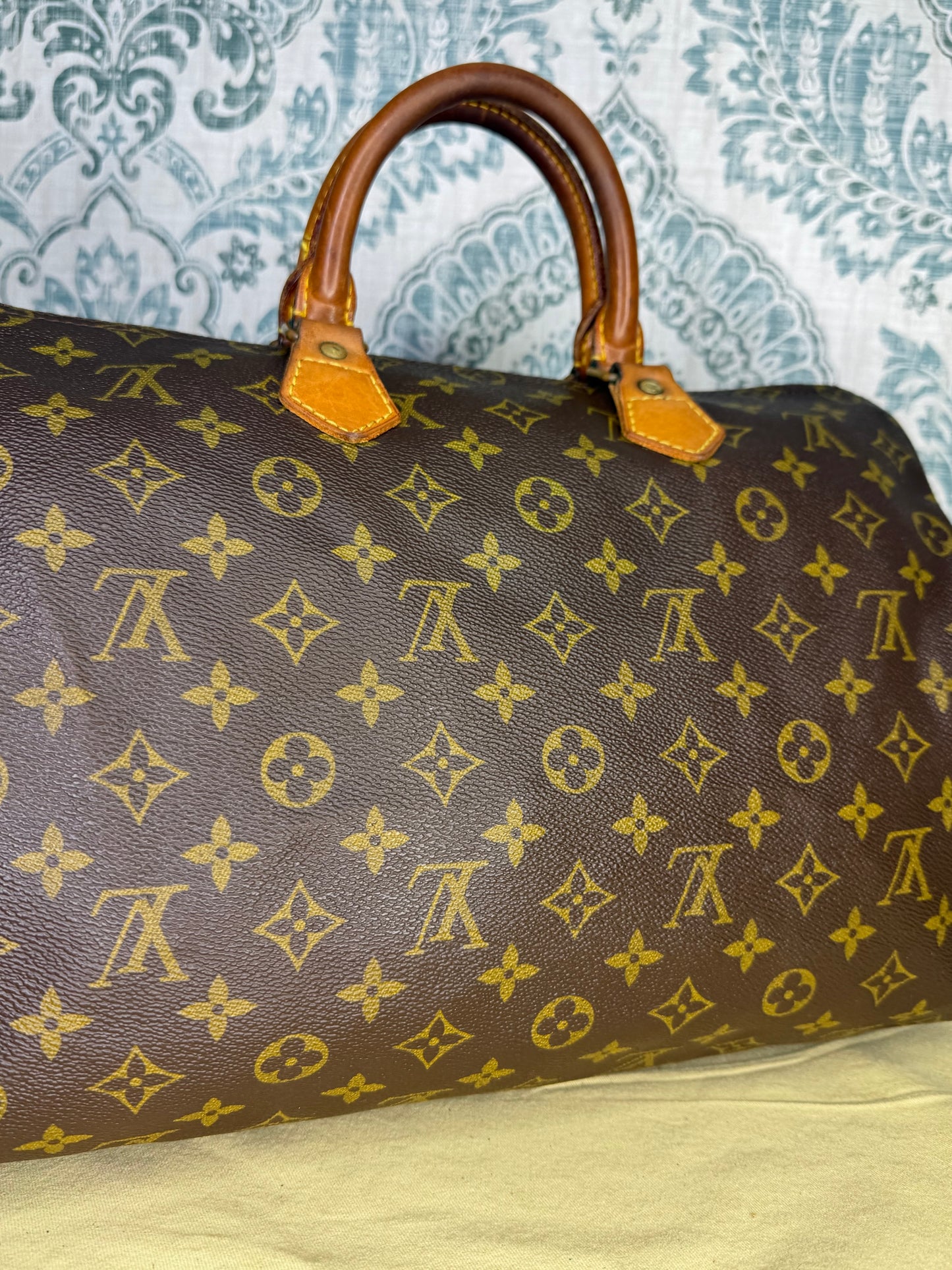 Louis Vuitton Speedy 35