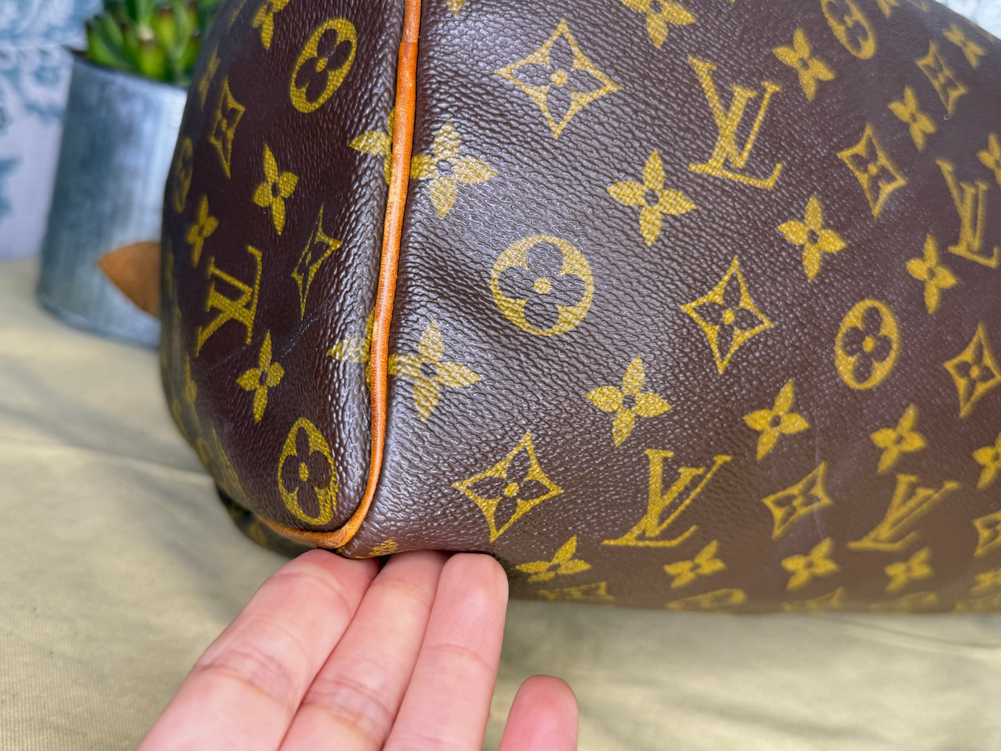 Louis Vuitton Speedy 35