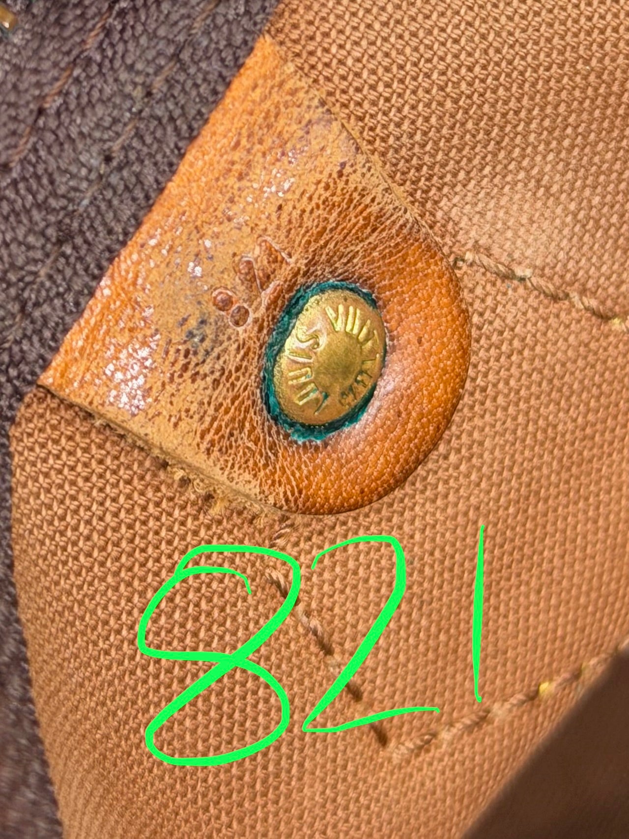 Louis Vuitton Speedy 35