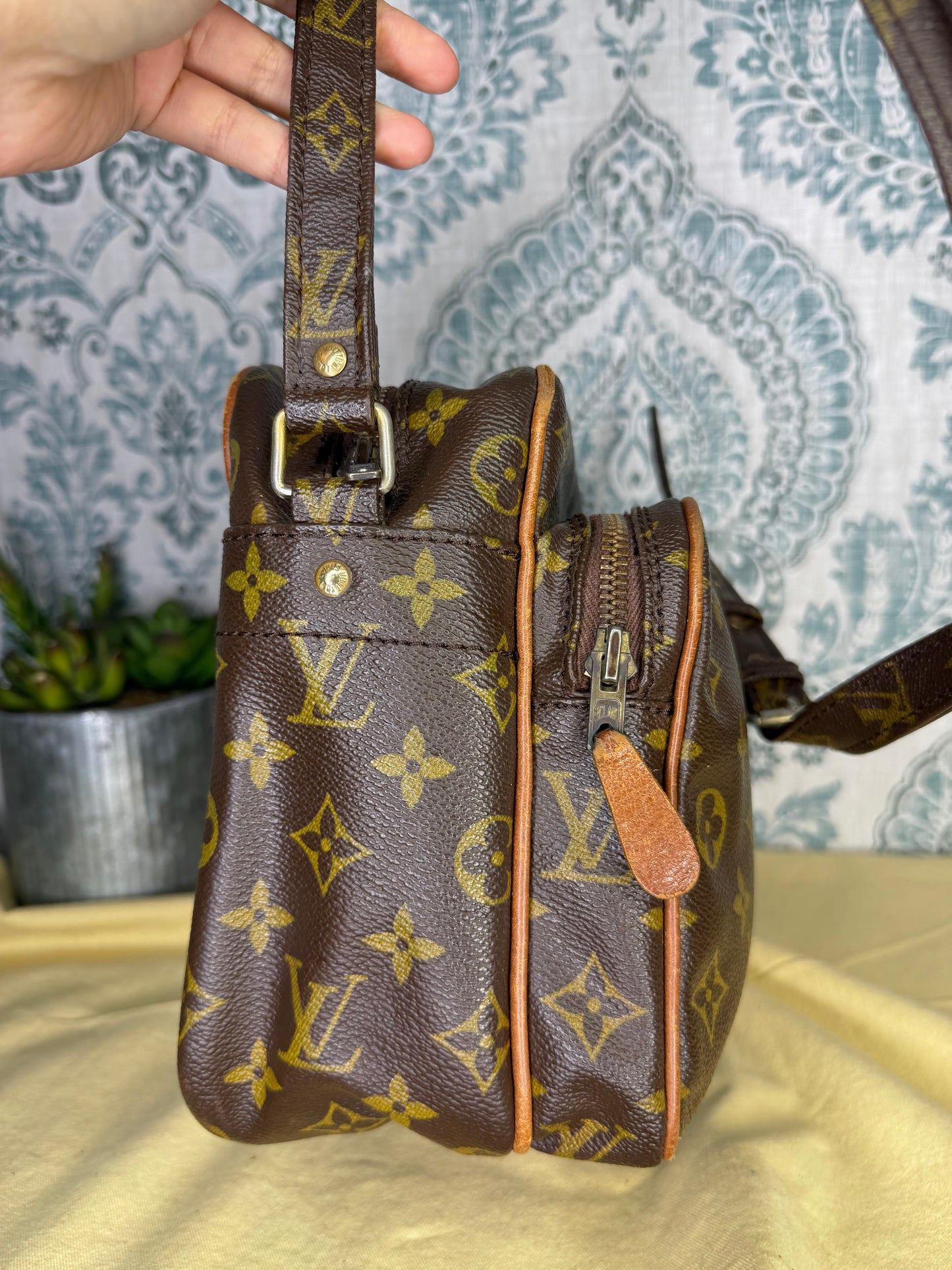 Louis Vuitton Nile (vintage model)
