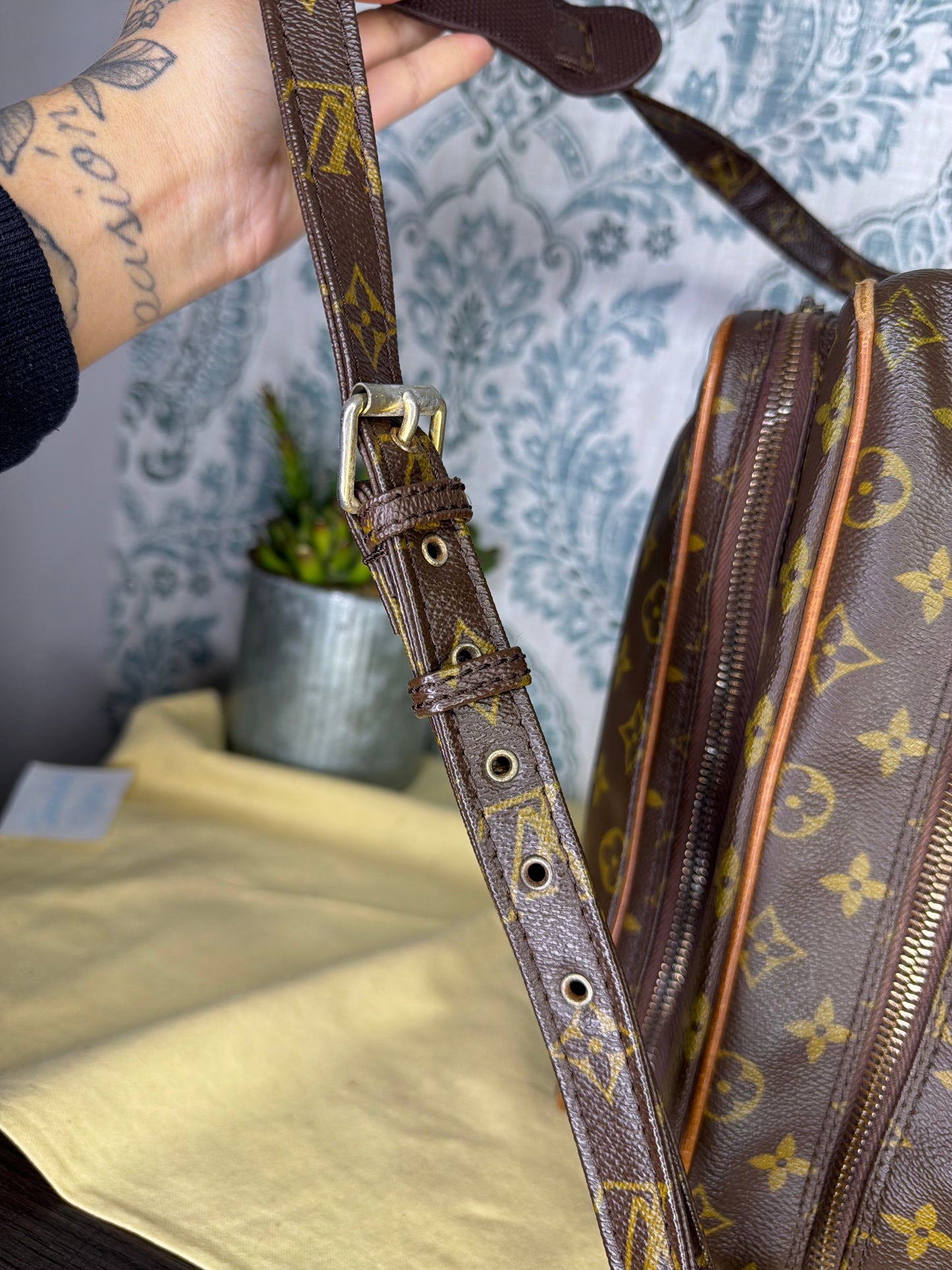 Louis Vuitton Nile (vintage model)