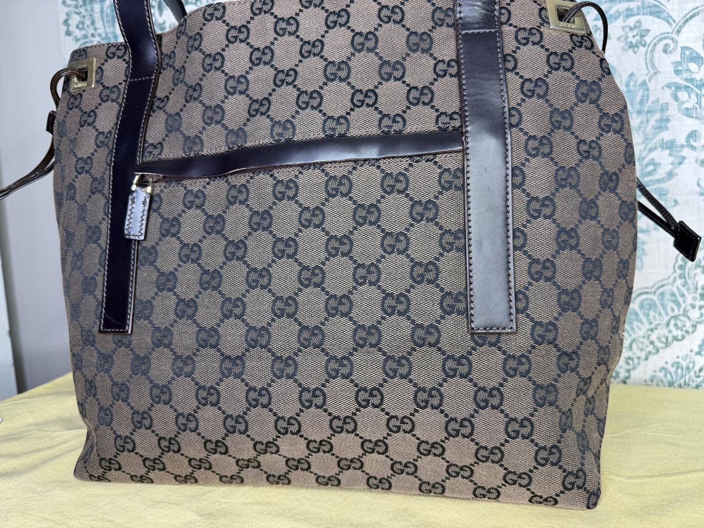 Gucci Drawstring Black Tote Bag Canvas