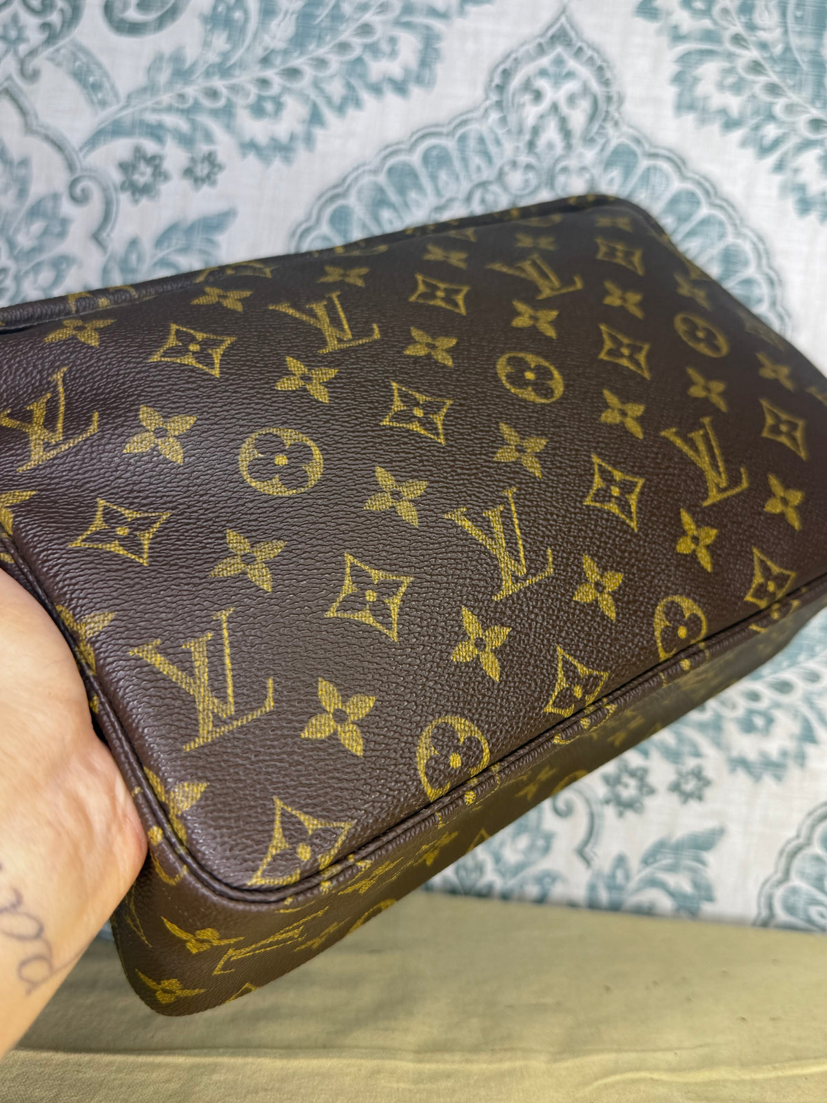 Louis Vuitton Trousse 28