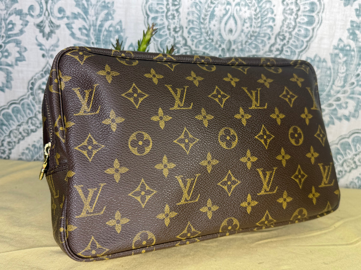 Louis Vuitton Trousse 28