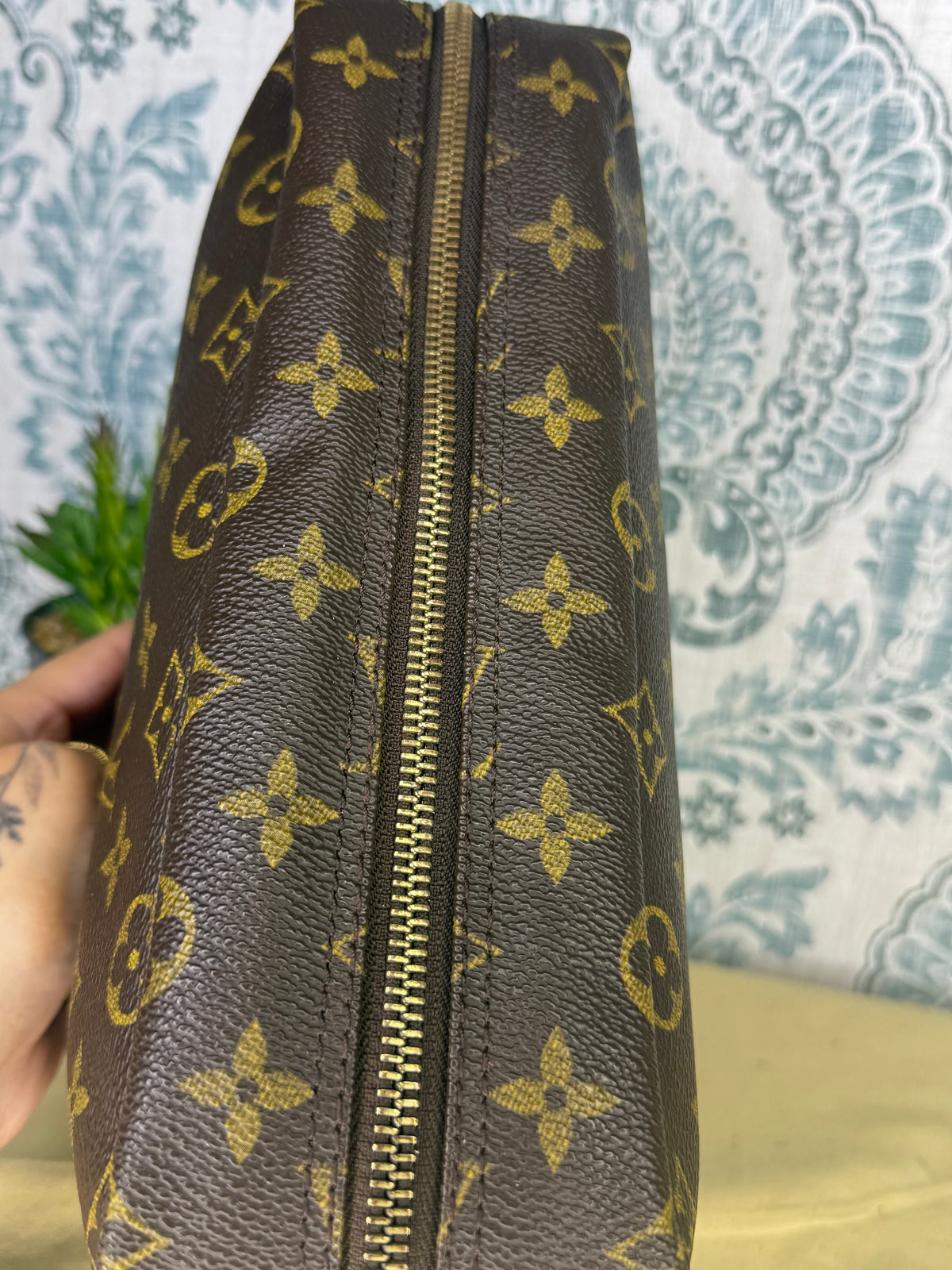 Louis Vuitton Trousse 28