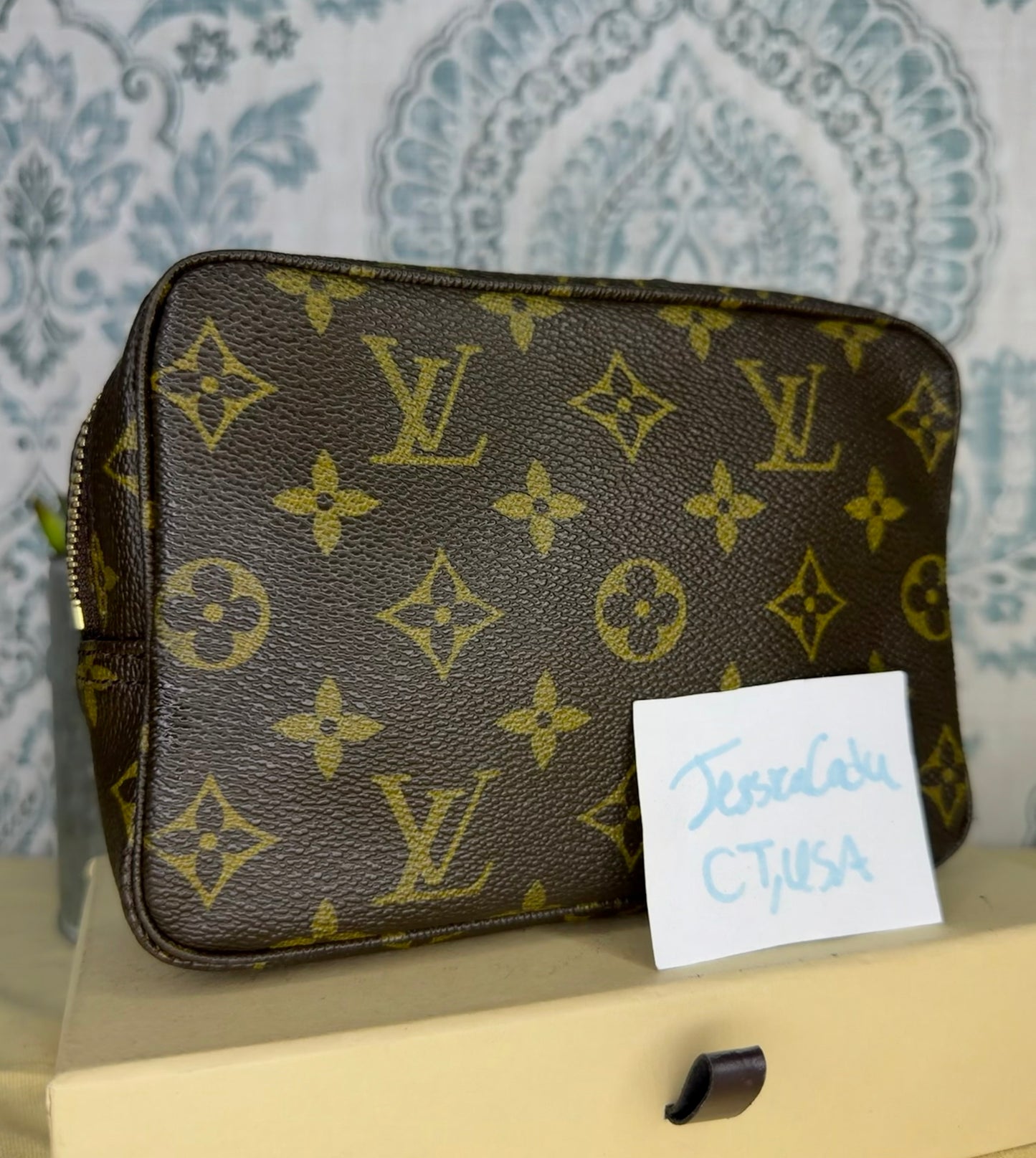 Louis Vuitton Trousse 18