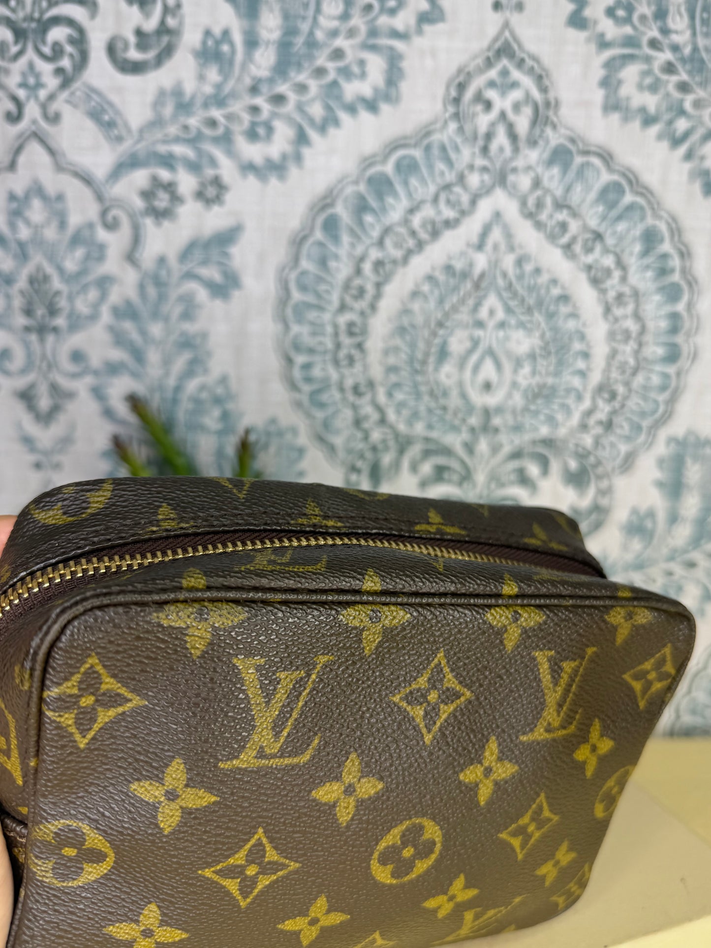 Louis Vuitton Trousse 18