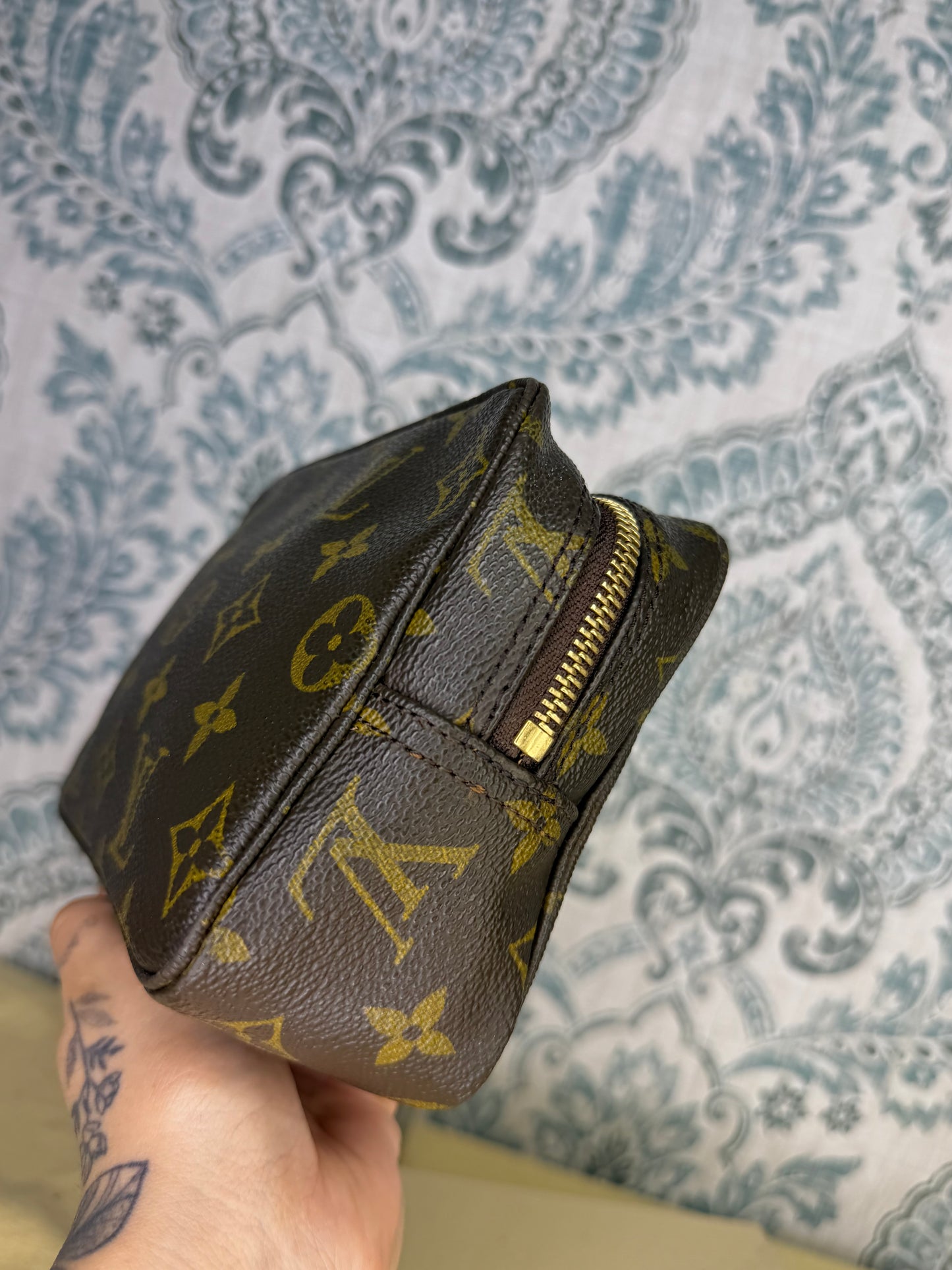 Louis Vuitton Trousse 18
