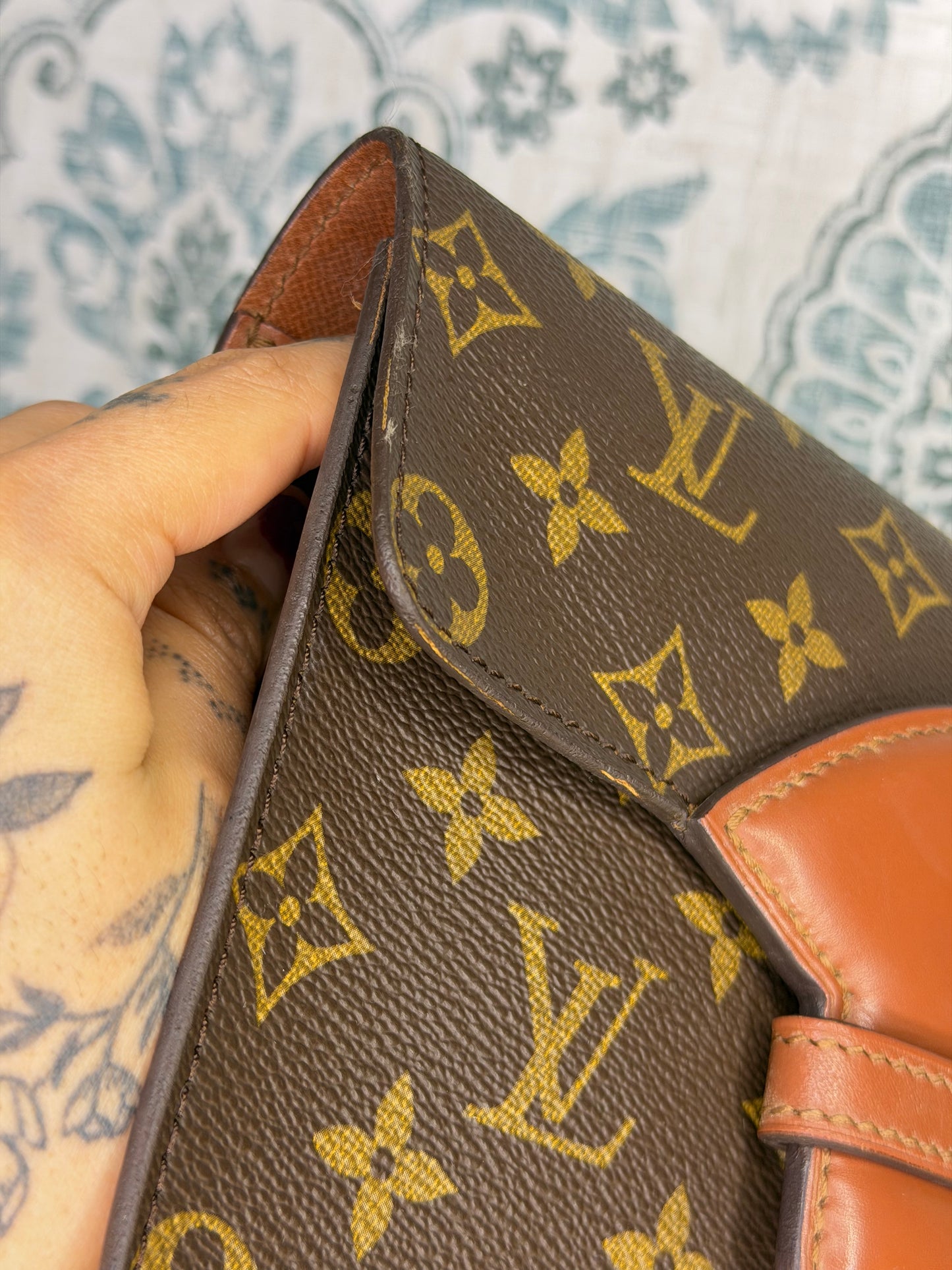 Louis Vuitton Chaillot Clutch