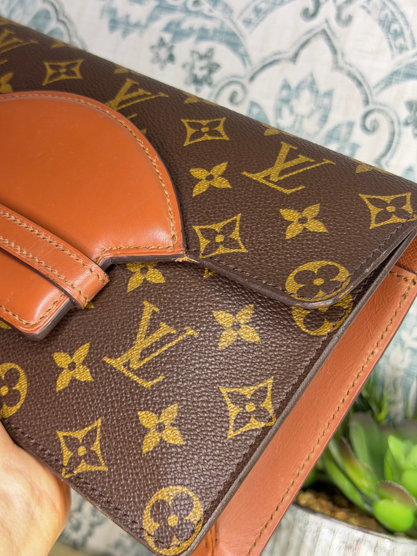 Louis Vuitton Chaillot Clutch