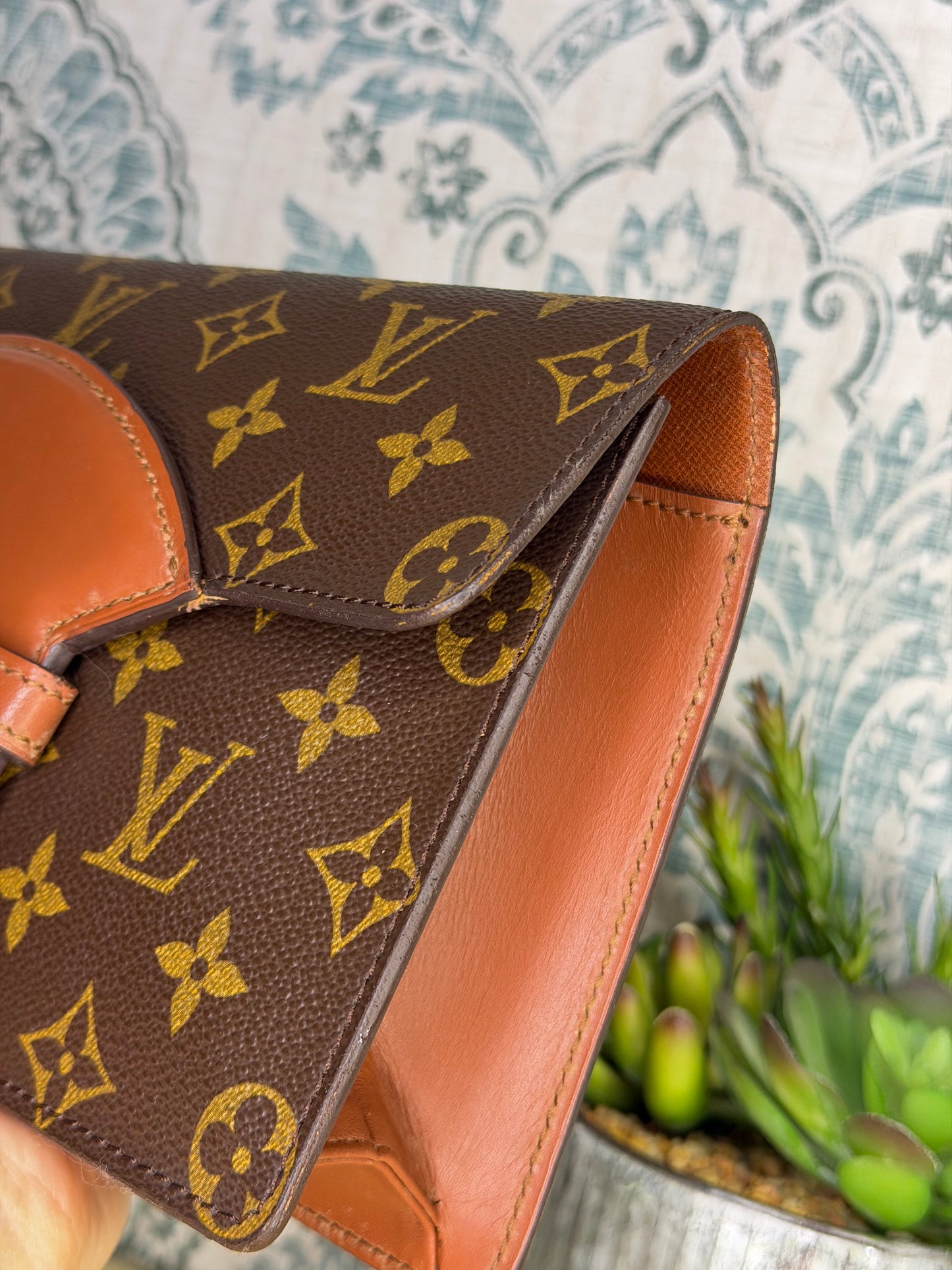 Louis Vuitton Chaillot Clutch