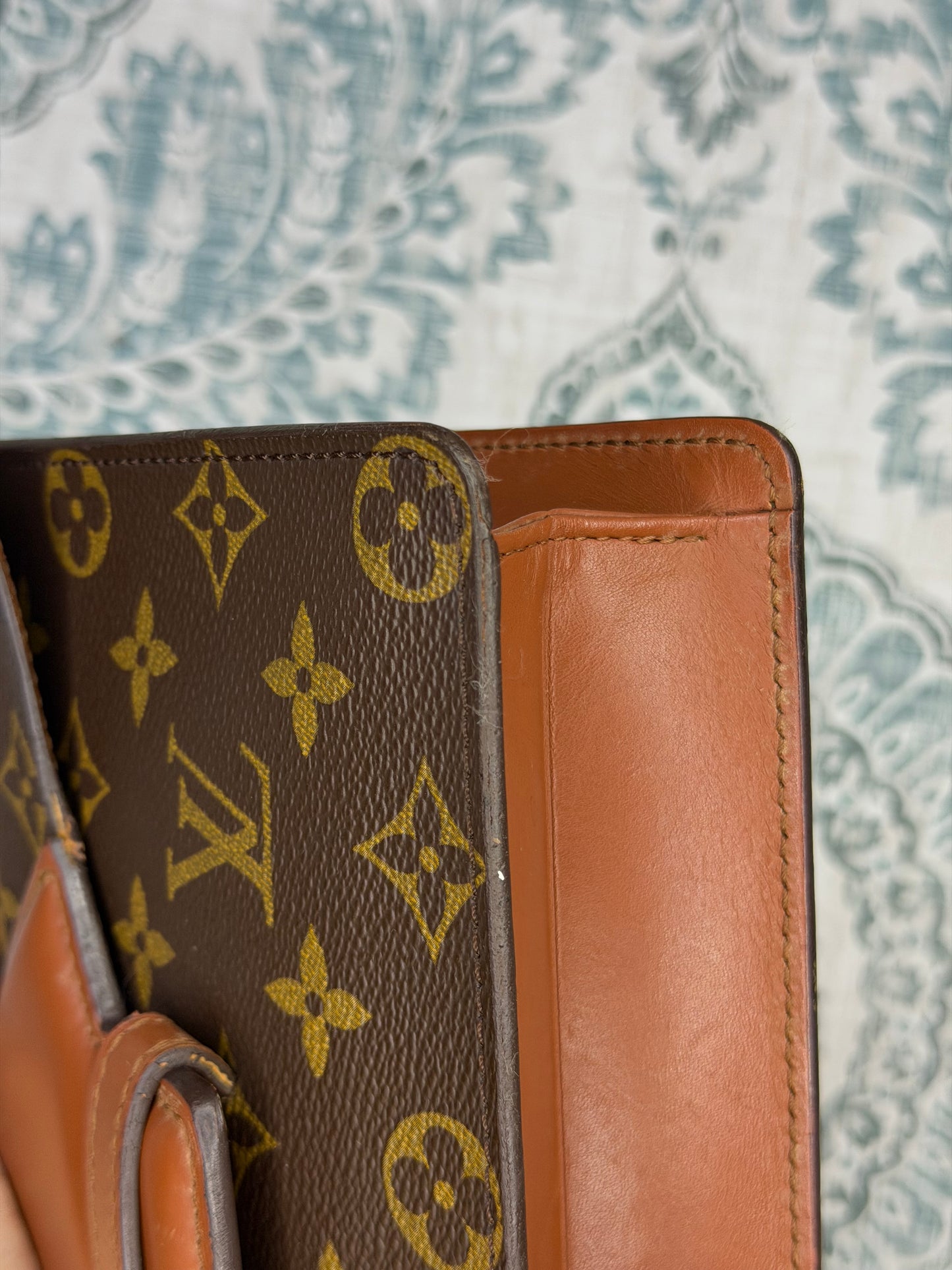Louis Vuitton Chaillot Clutch