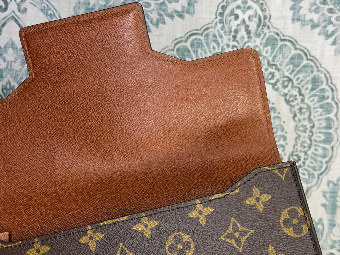 Louis Vuitton Chaillot Clutch