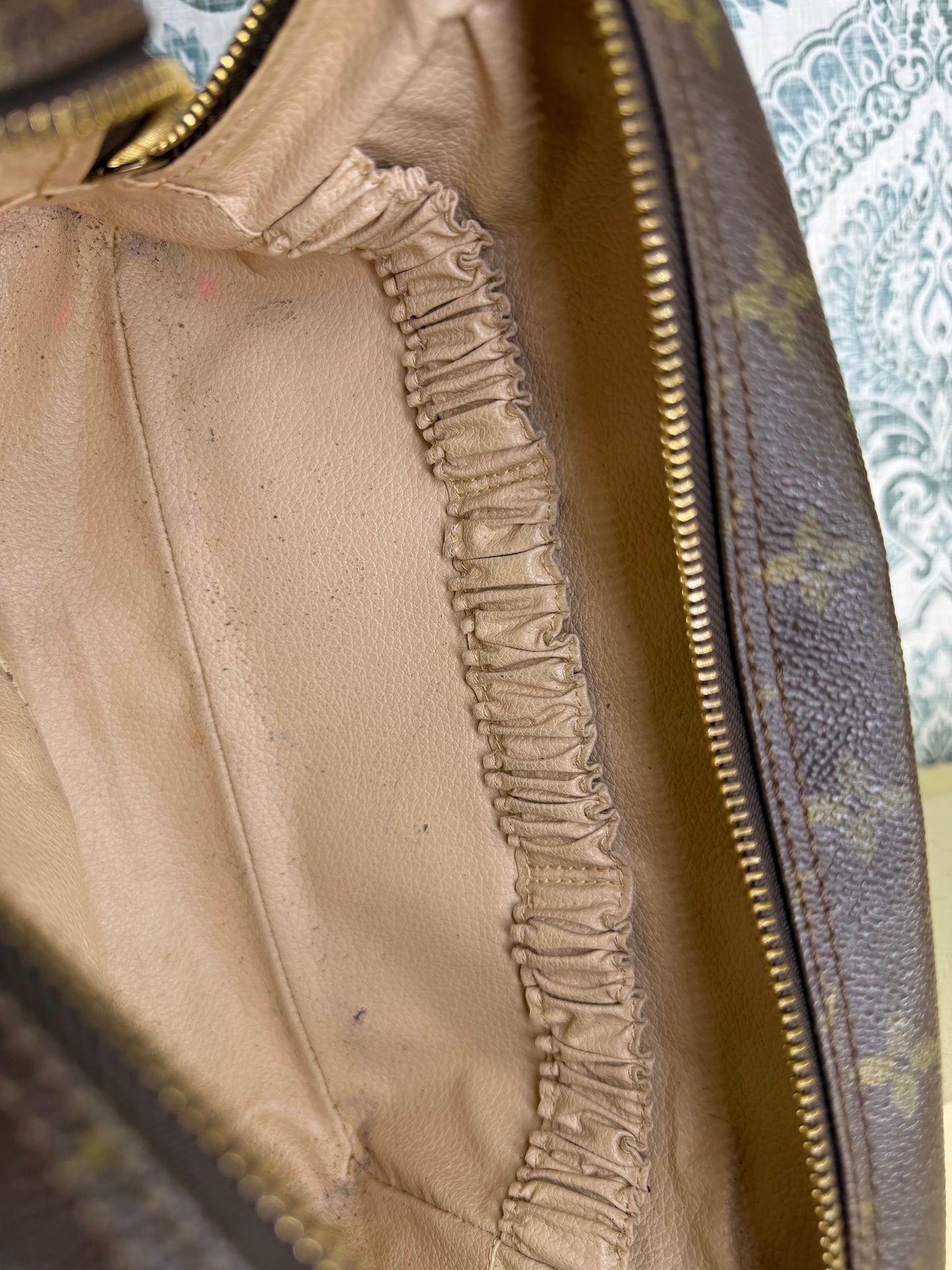 Louis Vuitton Trousse 28 #1