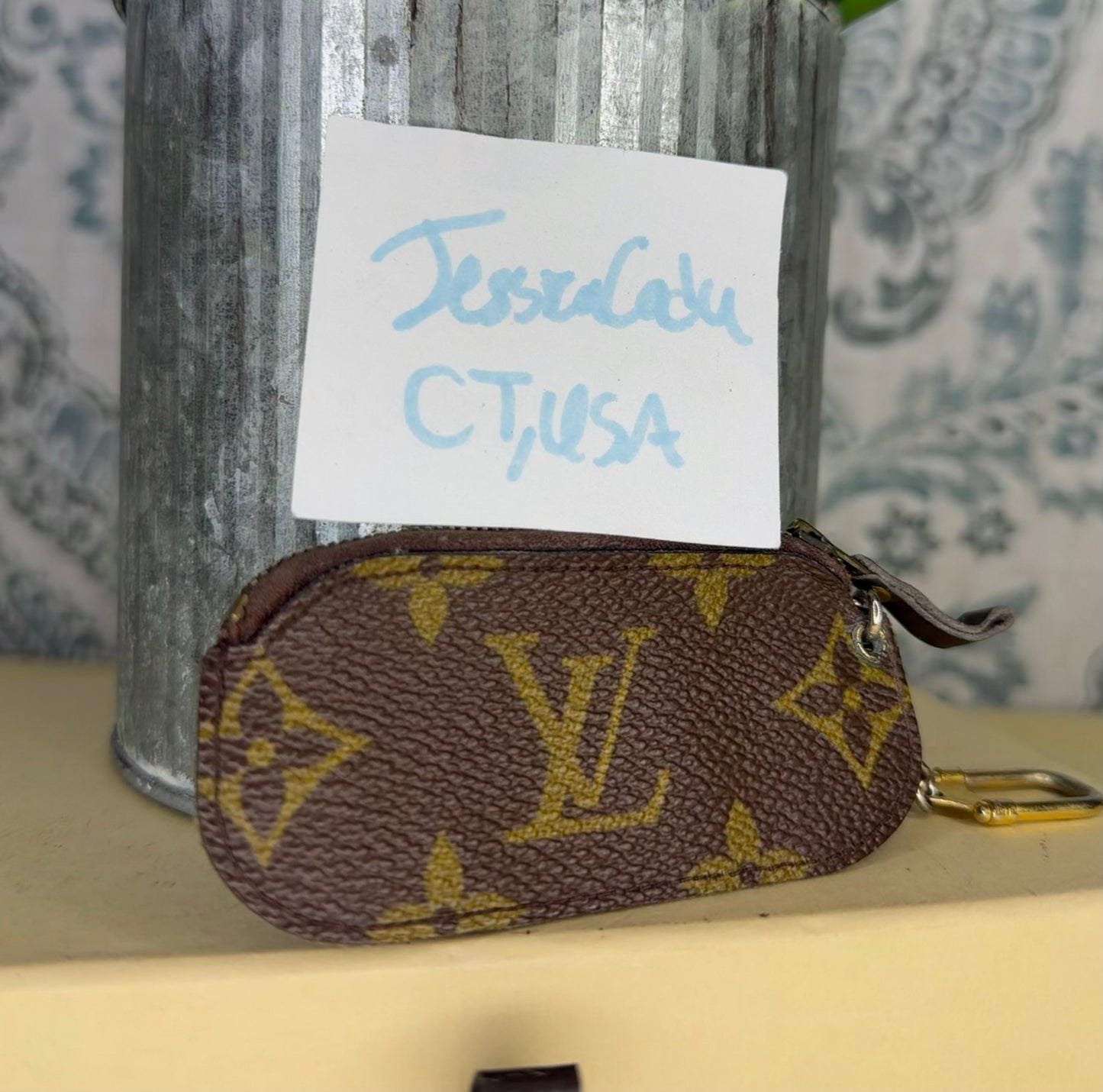 Louis Vuitton Etui Crepia Keyholder / Coin Purse