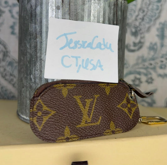Louis Vuitton Etui Crepia Keyholder / Coin Purse