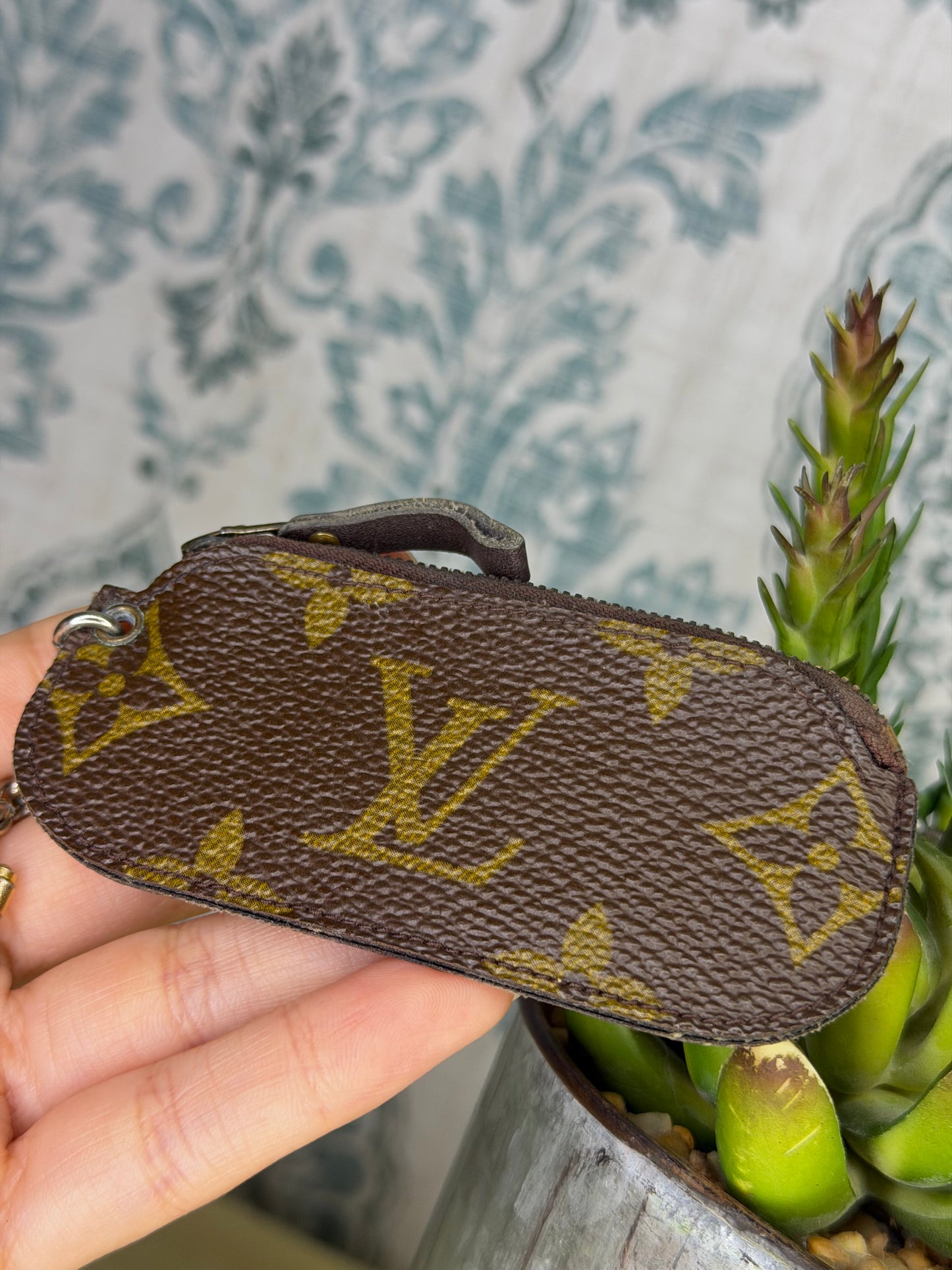 Louis Vuitton Etui Crepia Keyholder / Coin Purse