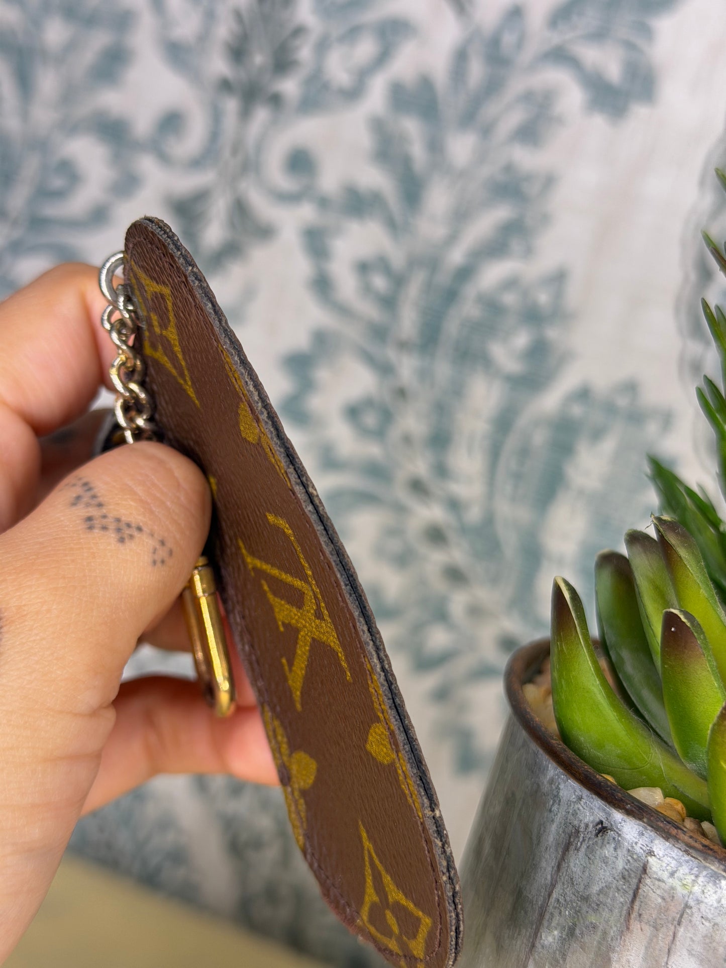 Louis Vuitton Etui Crepia Keyholder / Coin Purse