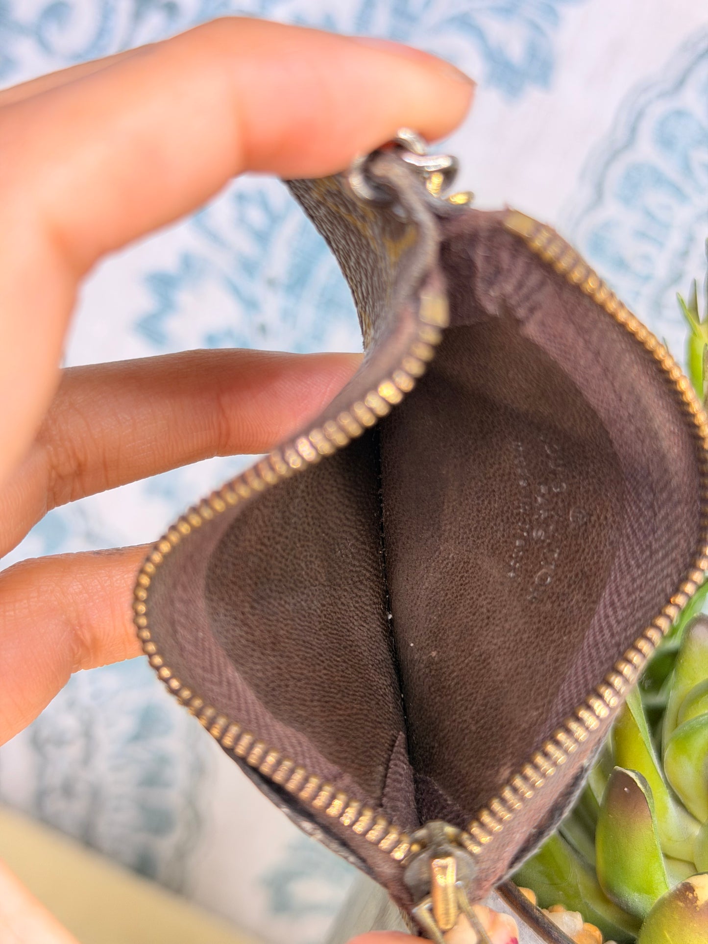 Louis Vuitton Etui Crepia Keyholder / Coin Purse