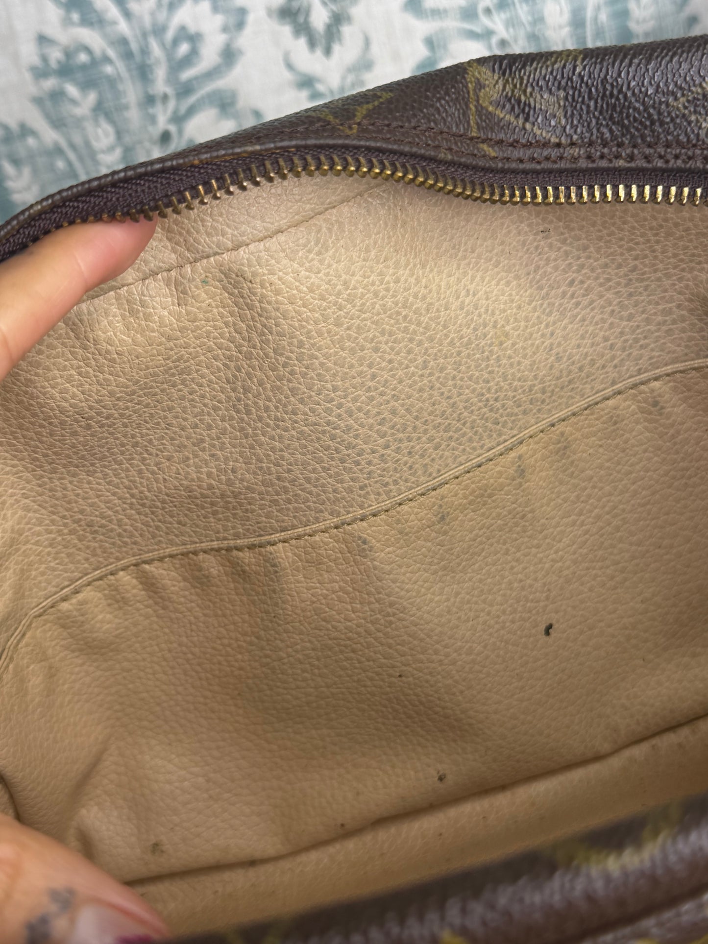 Louis Vuitton Trousse 28