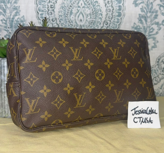 Louis Vuitton Trousse 28