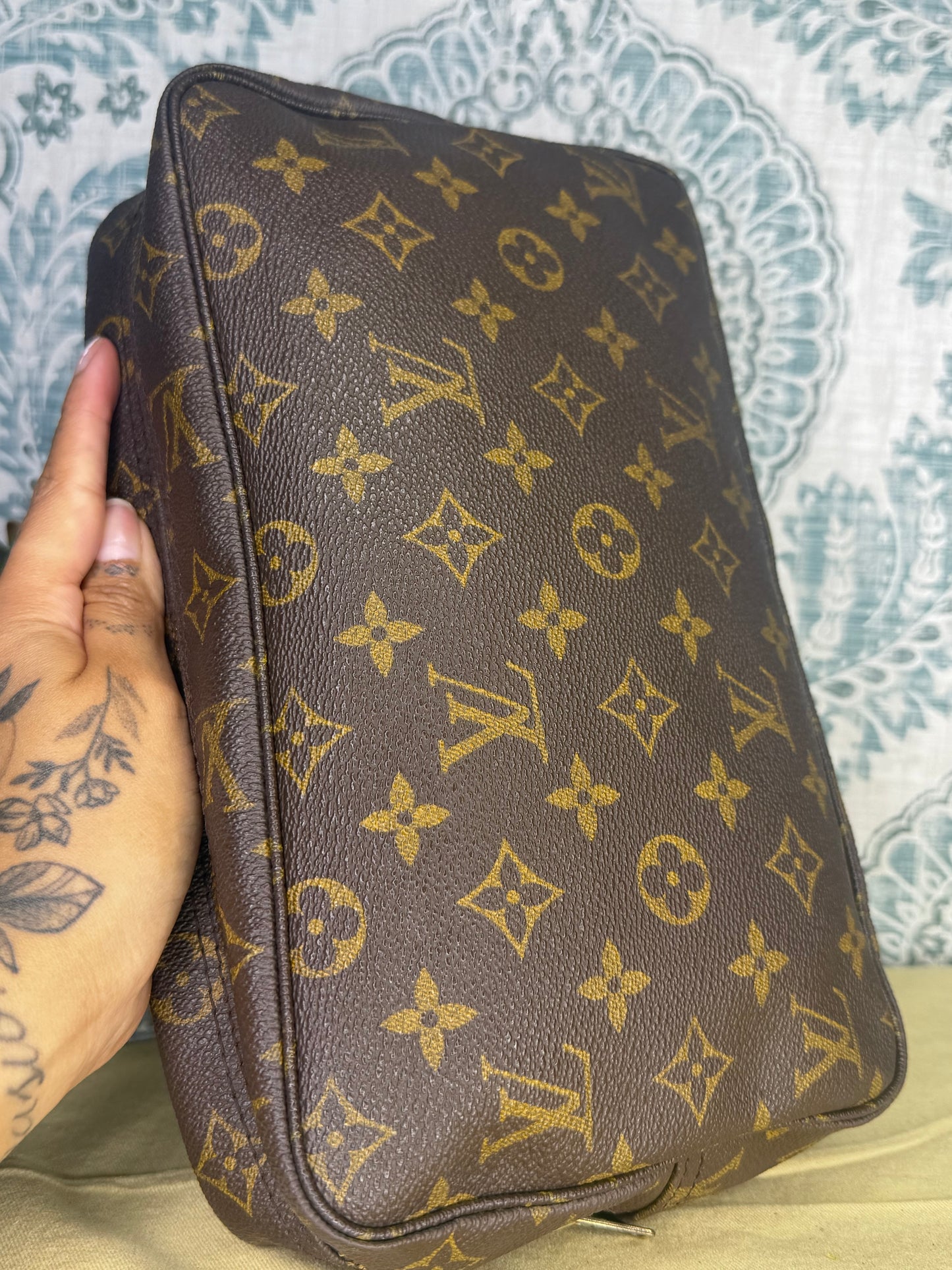 Louis Vuitton Trousse 28
