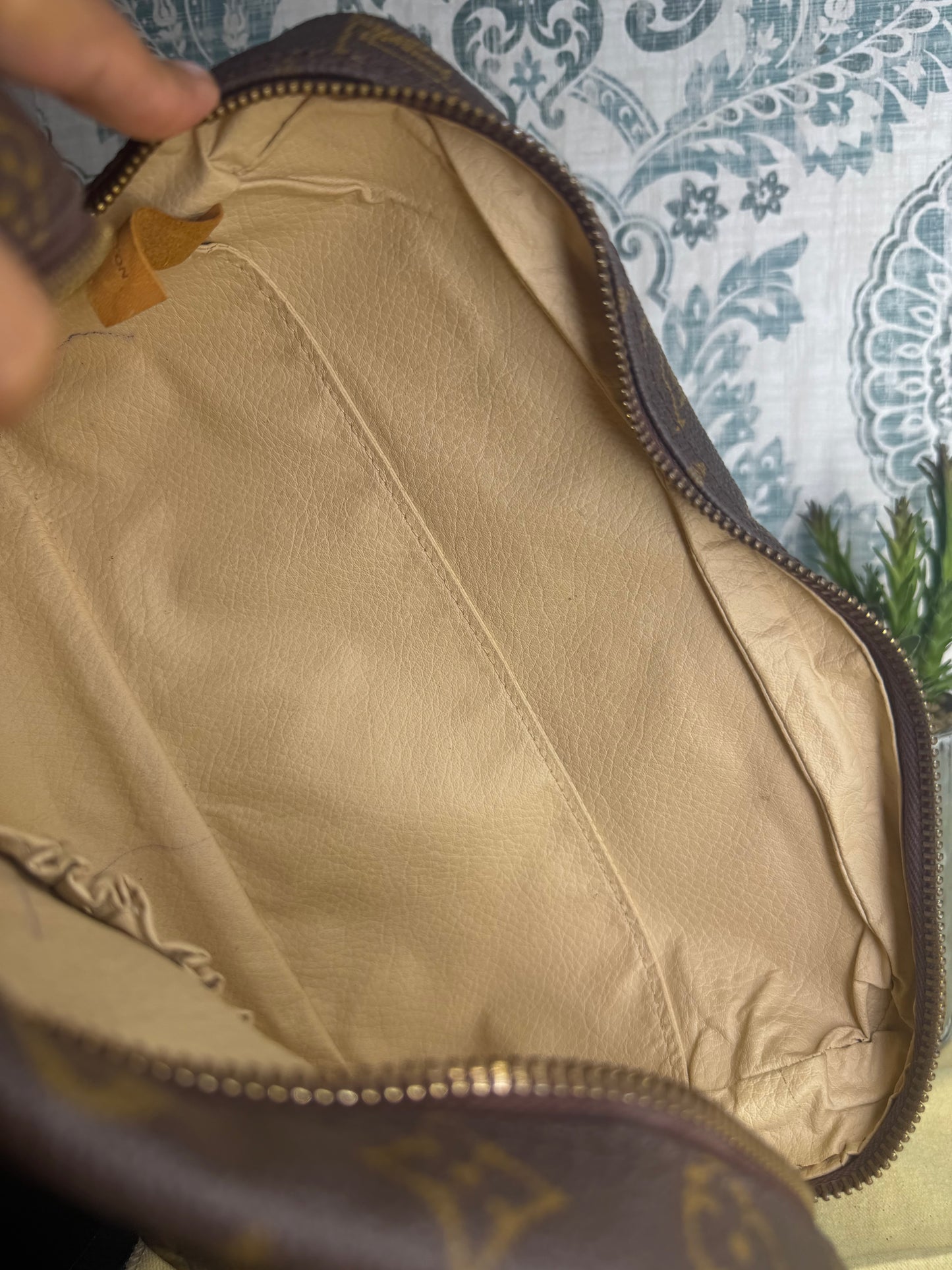 Louis Vuitton Trousse 28