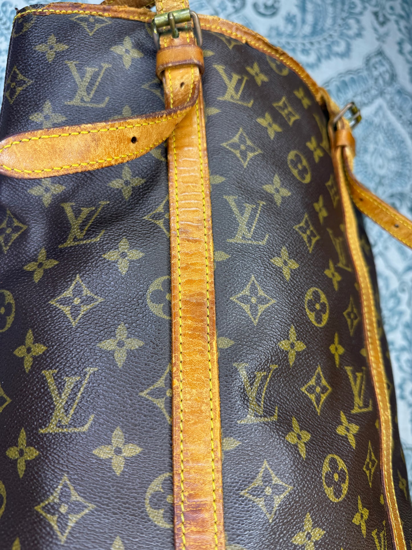 Louis Vuitton Bucket GM #1