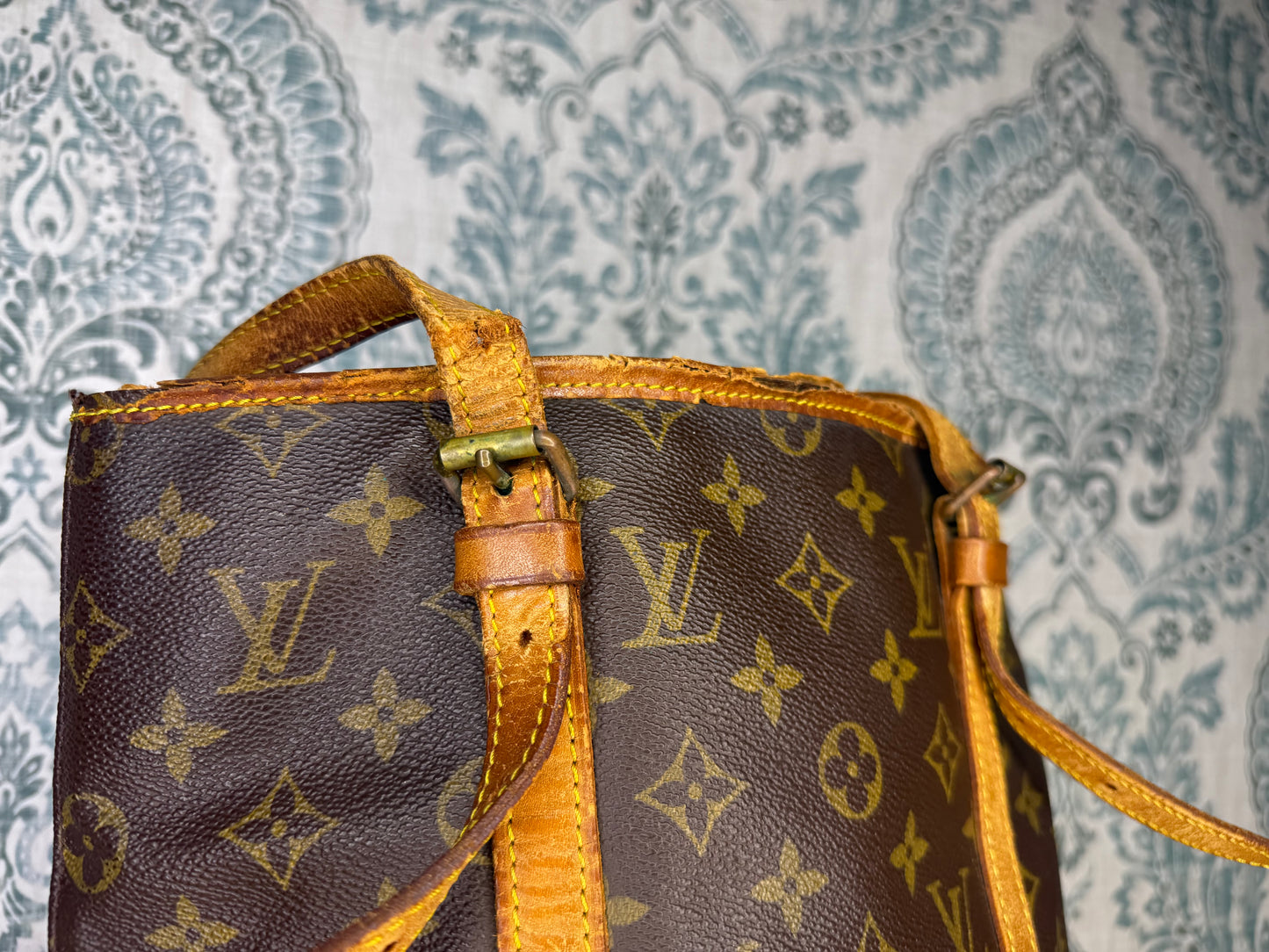 Louis Vuitton Bucket GM #1