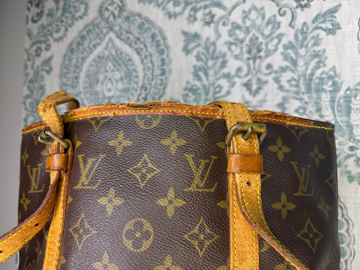 Louis Vuitton Bucket GM #1