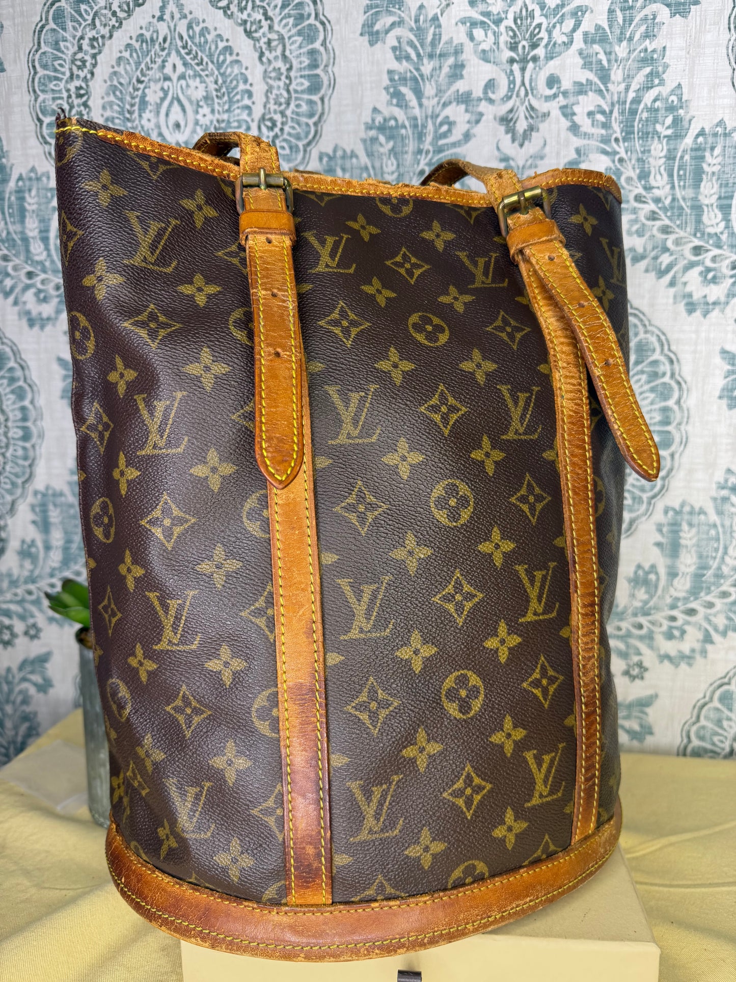 Louis Vuitton Bucket GM #1
