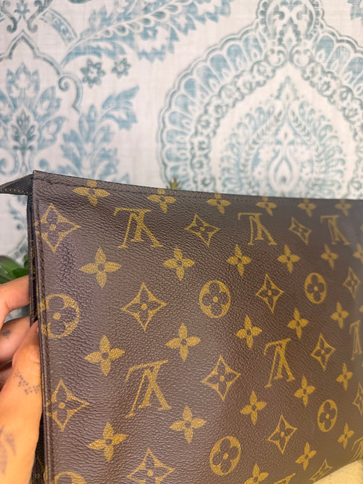 Louis Vuitton Monogram Toiletry 26